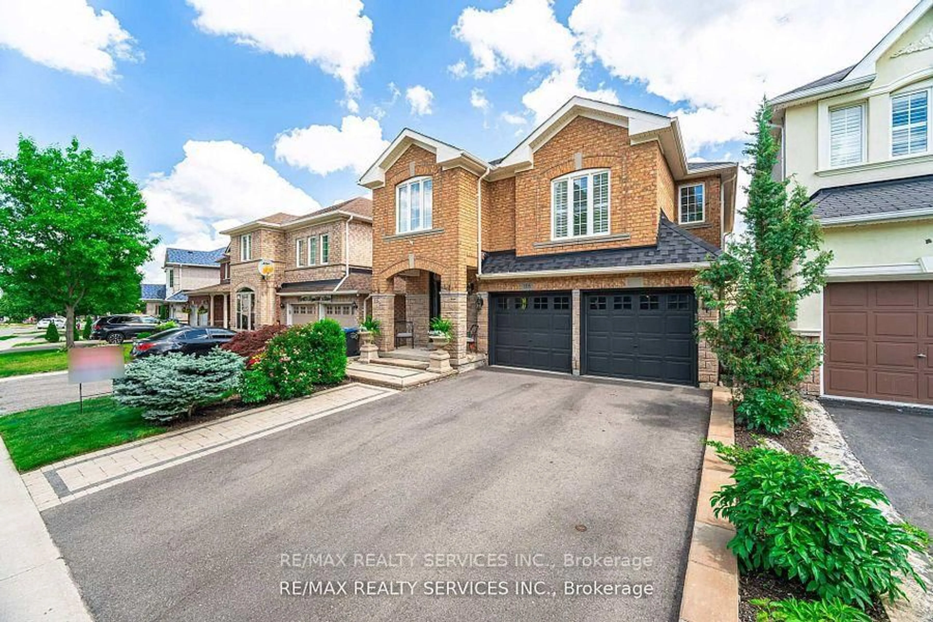 Home with brick exterior material, street for 105 Sugarhill Dr, Brampton Ontario L7A 3X3
