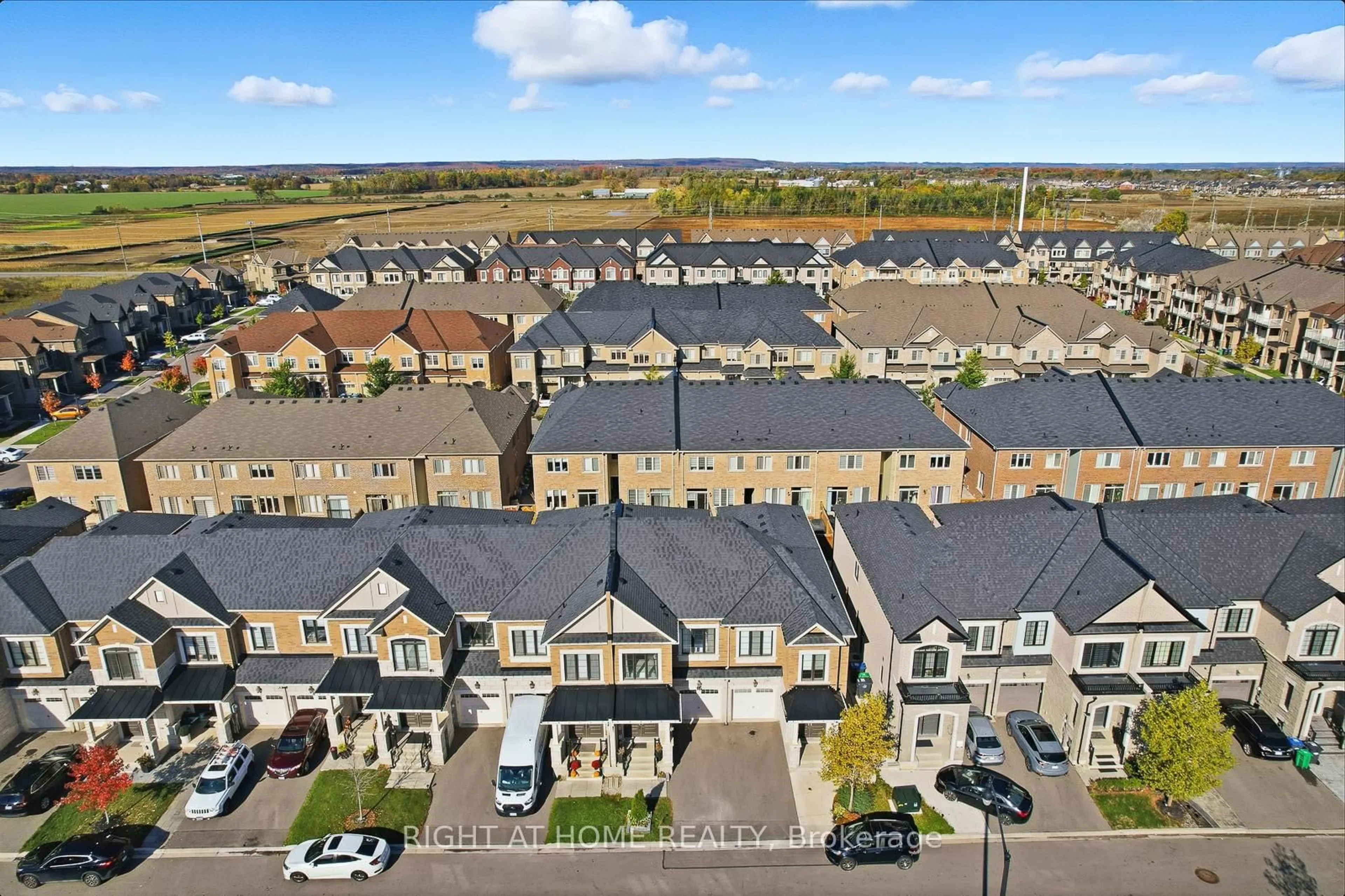 A pic from outside/outdoor area/front of a property/back of a property/a pic from drone, street for 16 Angelfish Rd, Brampton Ontario L7A 5C5