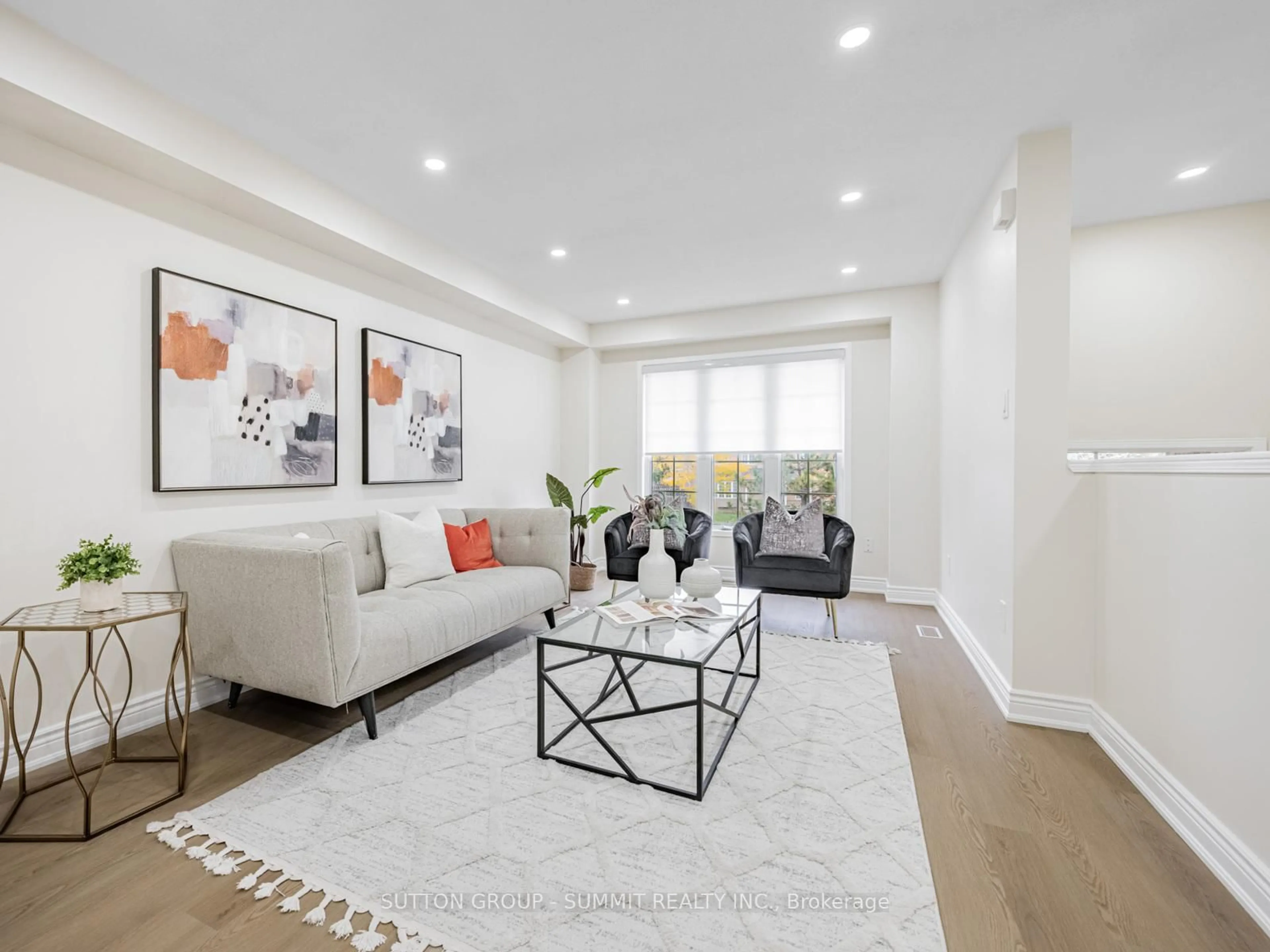 Living room with furniture, unknown for 4950 Albina Way #6, Mississauga Ontario L4Z 4J4