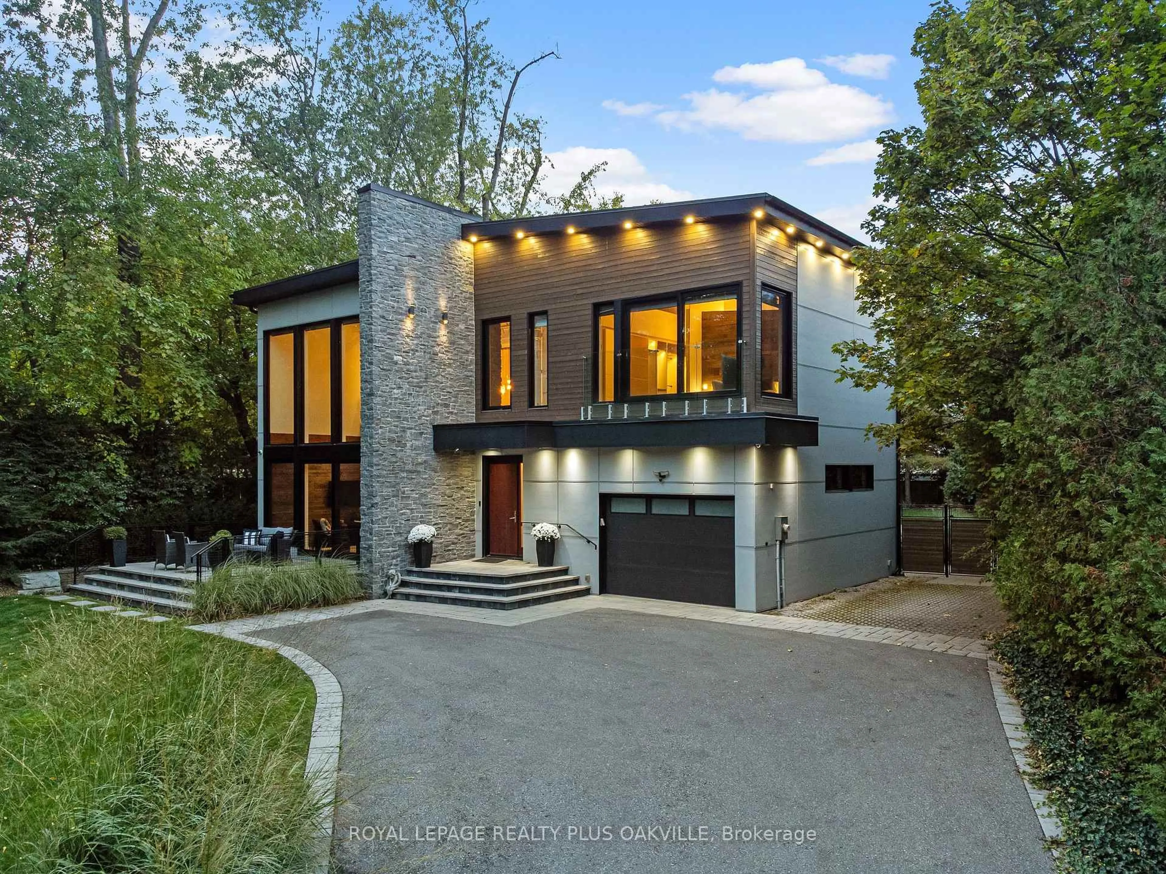 Home with brick exterior material, street for 1207 Stirling Dr, Oakville Ontario L6L 1E5