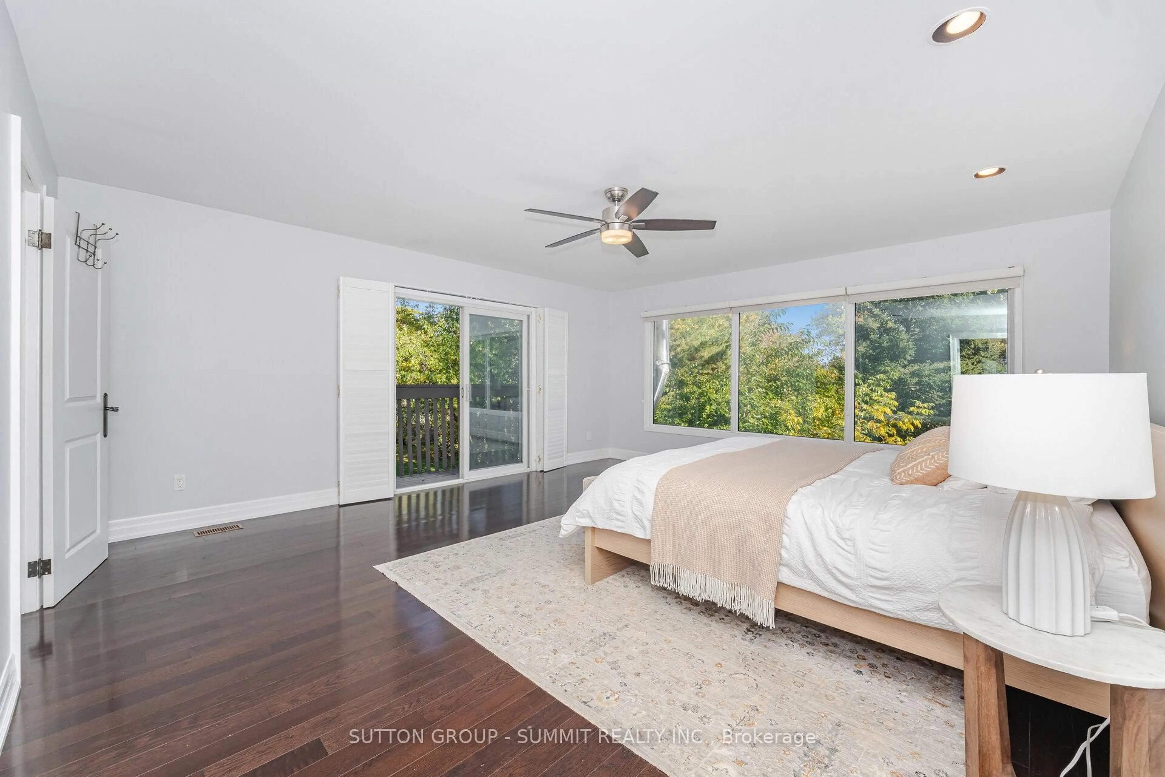 A pic of a room for 1175 Kane Rd, Mississauga Ontario L5H 2M2