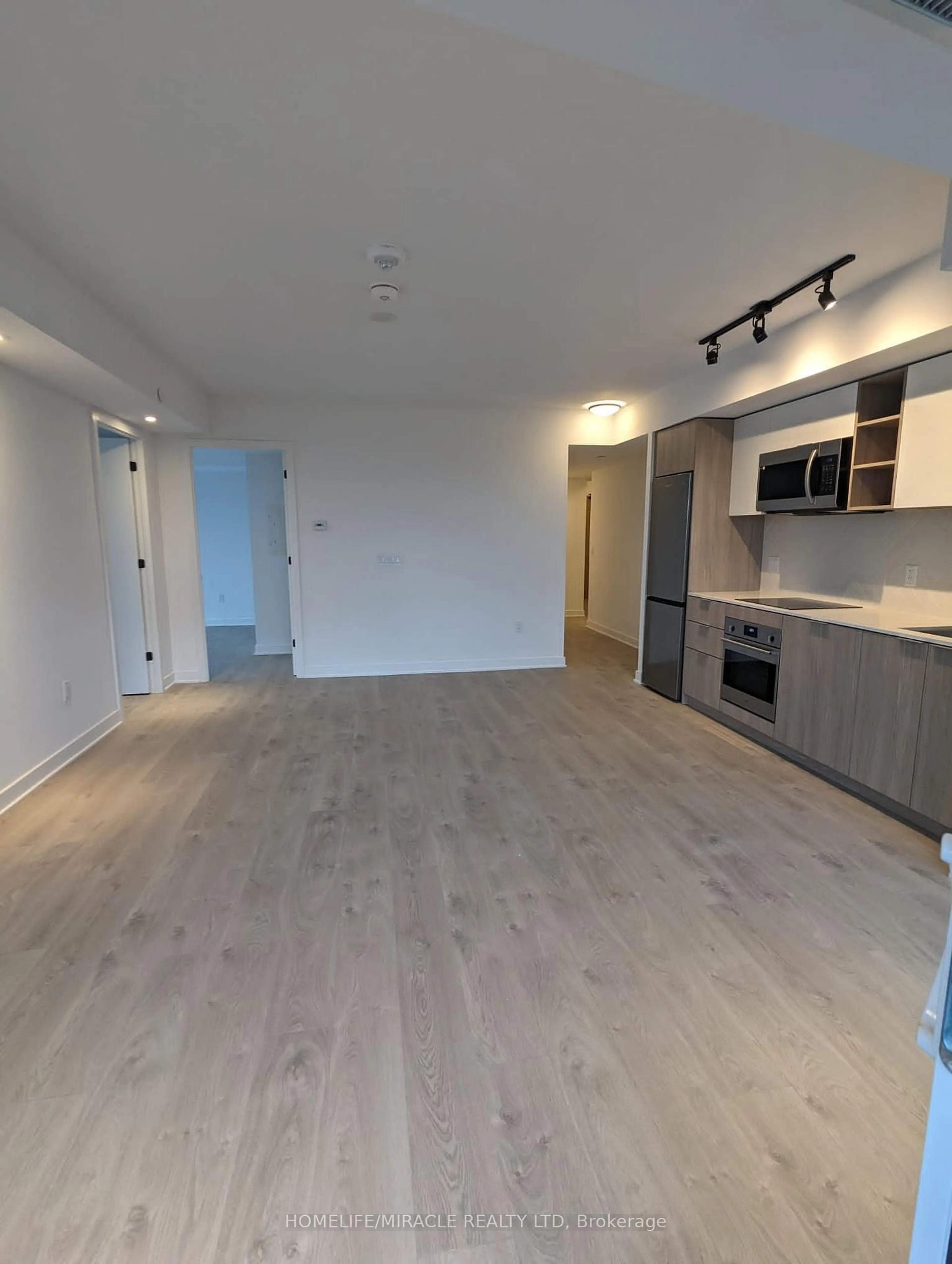 A pic of a room for 36 Zorra St #426, Toronto Ontario M8Z 0G5