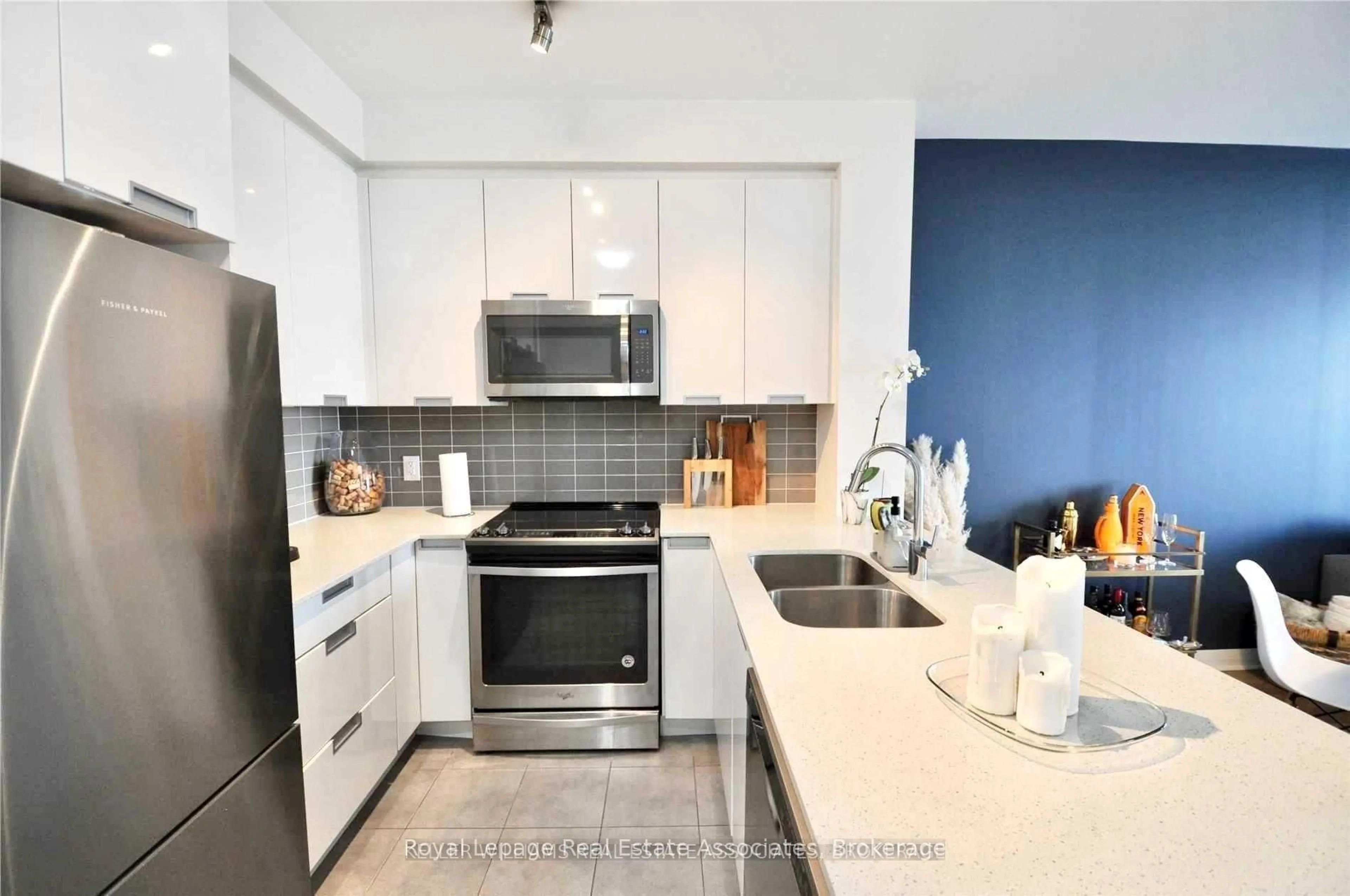 Unknown for 5033 Four Springs Ave #1416, Mississauga Ontario L5R 0G6
