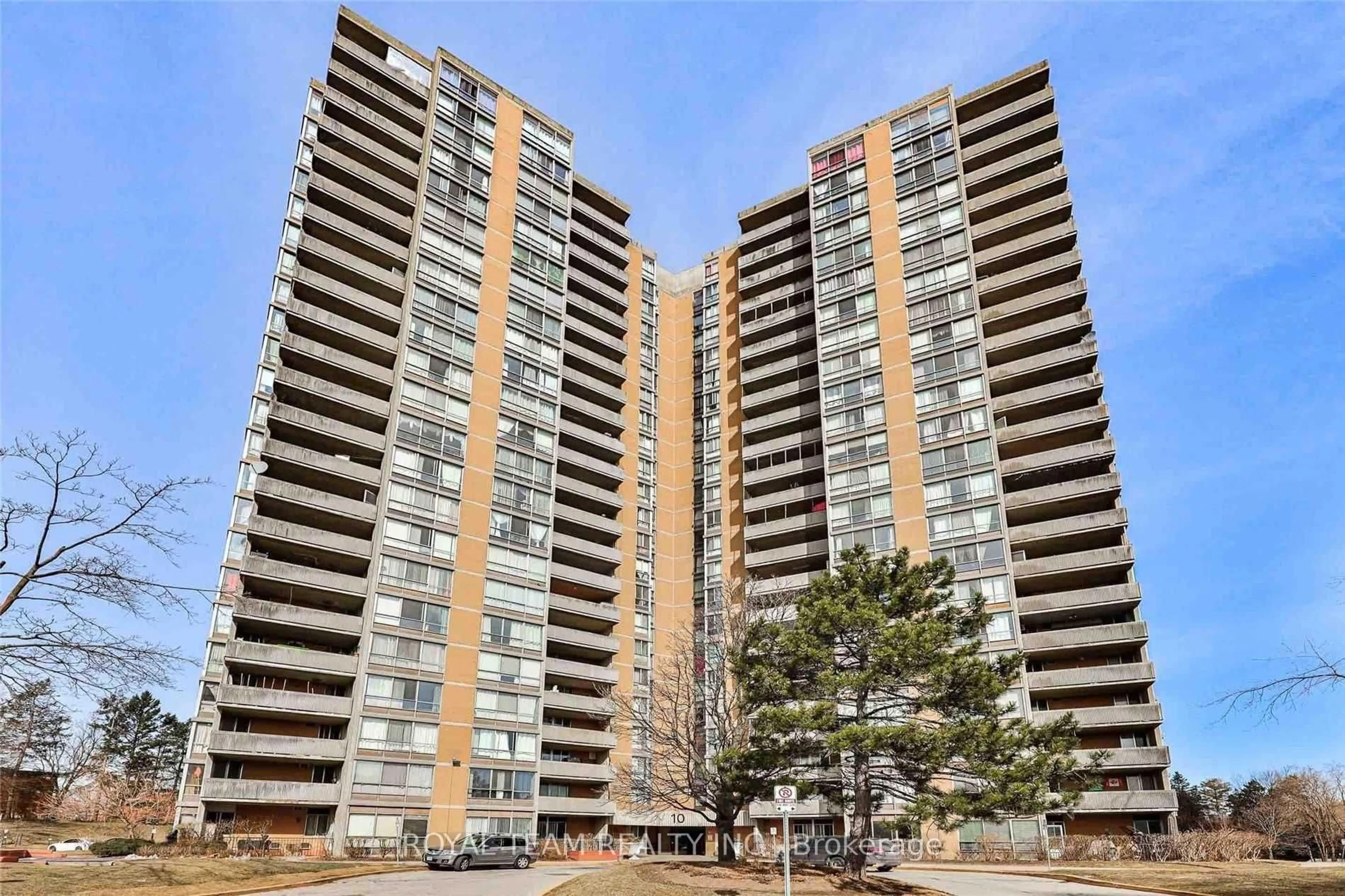 A pic from outside/outdoor area/front of a property/back of a property/a pic from drone, unknown for 10 Martha Eaton Way #1001, Toronto Ontario M6N 5B3