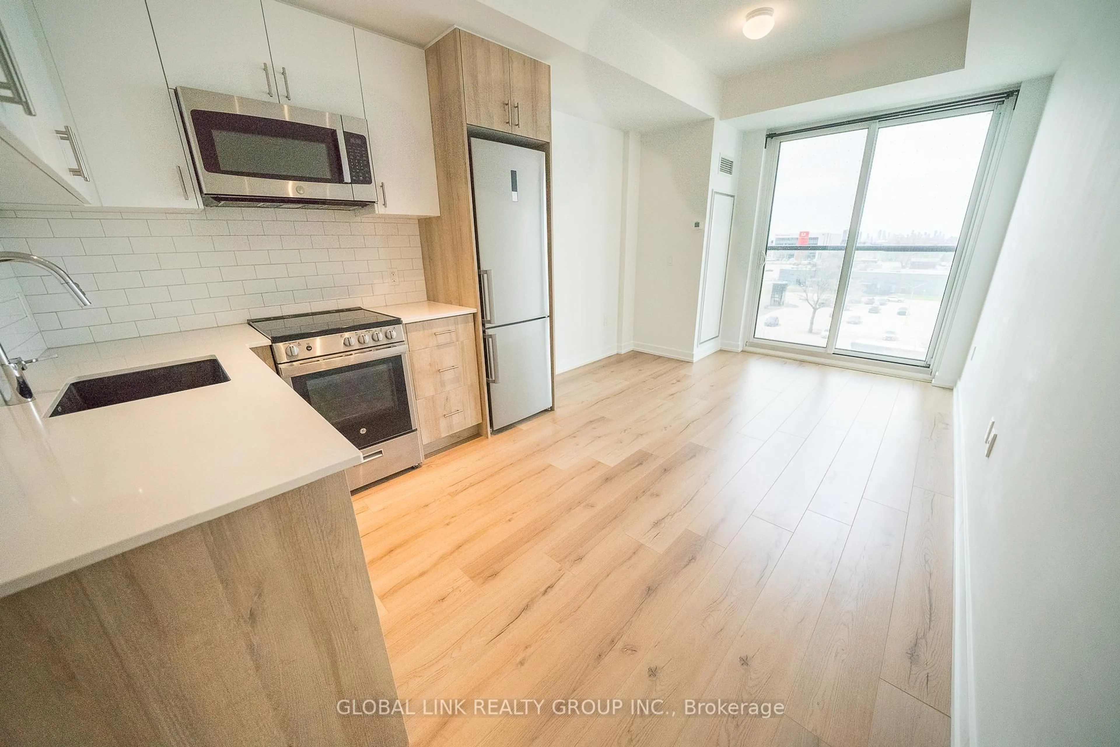 Unknown for 1195 The Queensway Way #501, Toronto Ontario M8Z 0H1