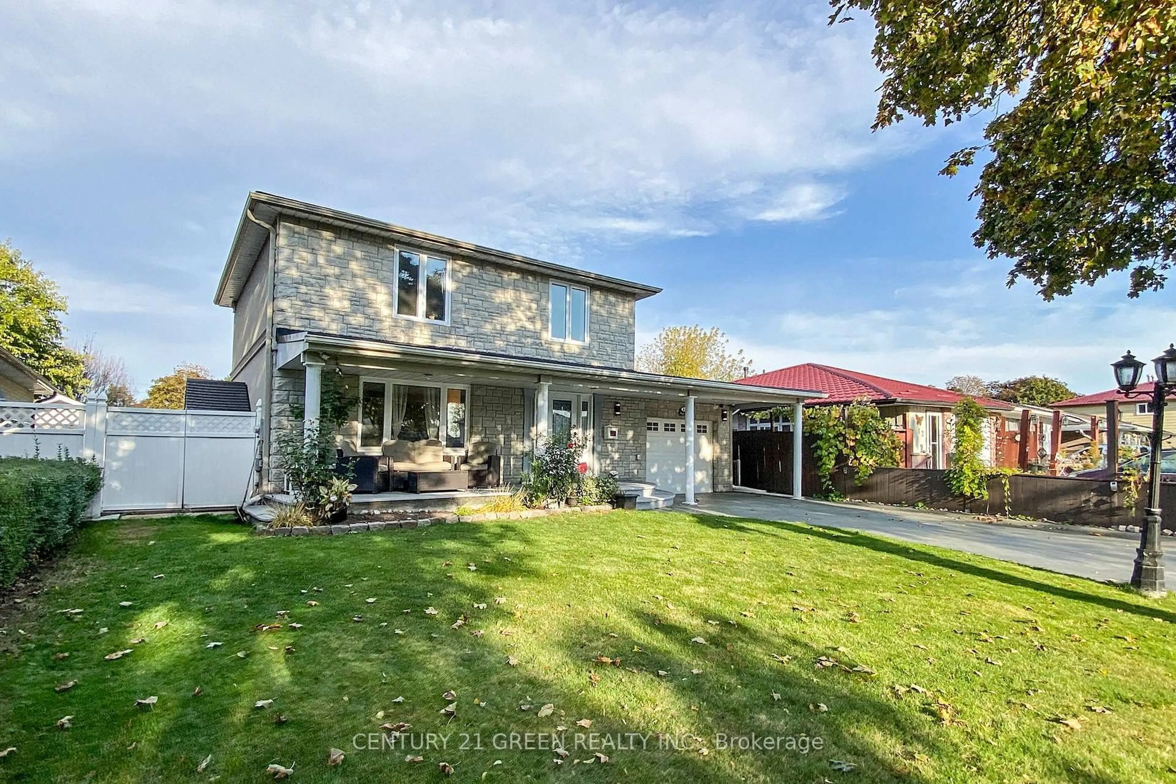 A pic from outside/outdoor area/front of a property/back of a property/a pic from drone, unknown for 14 Heggie Rd, Brampton Ontario L6V 2K3