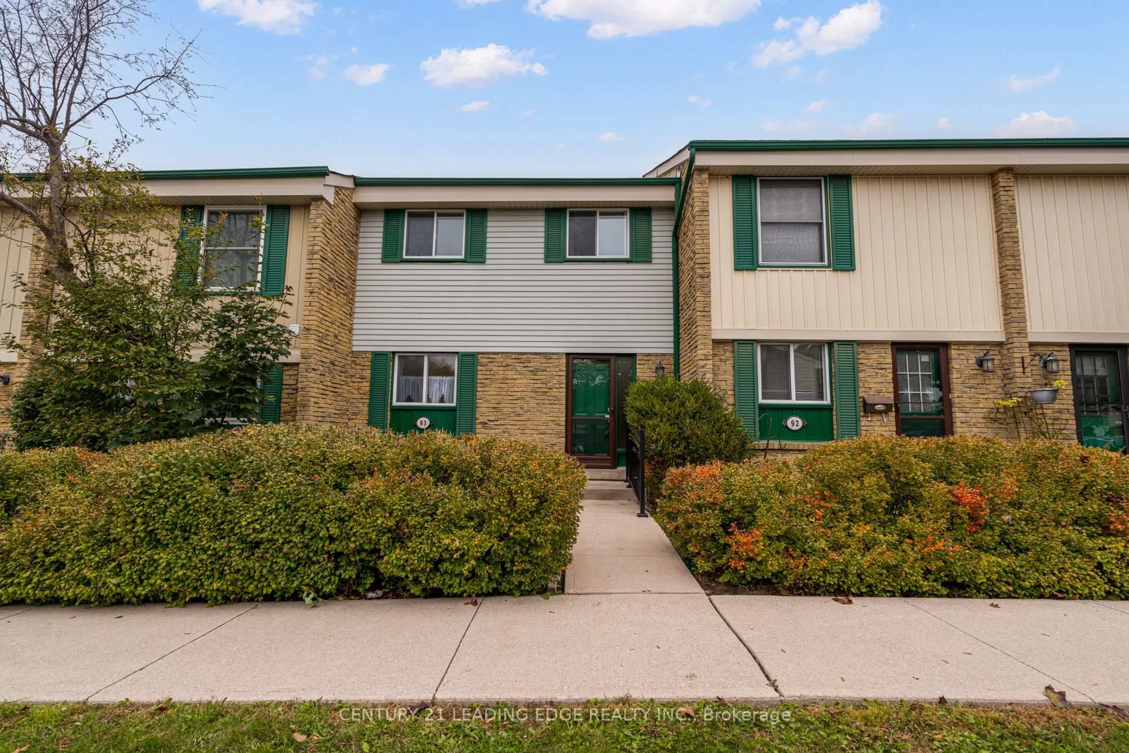 Unknown for 2779 GANANOQUE Dr #93, Mississauga Ontario L5N 2E4