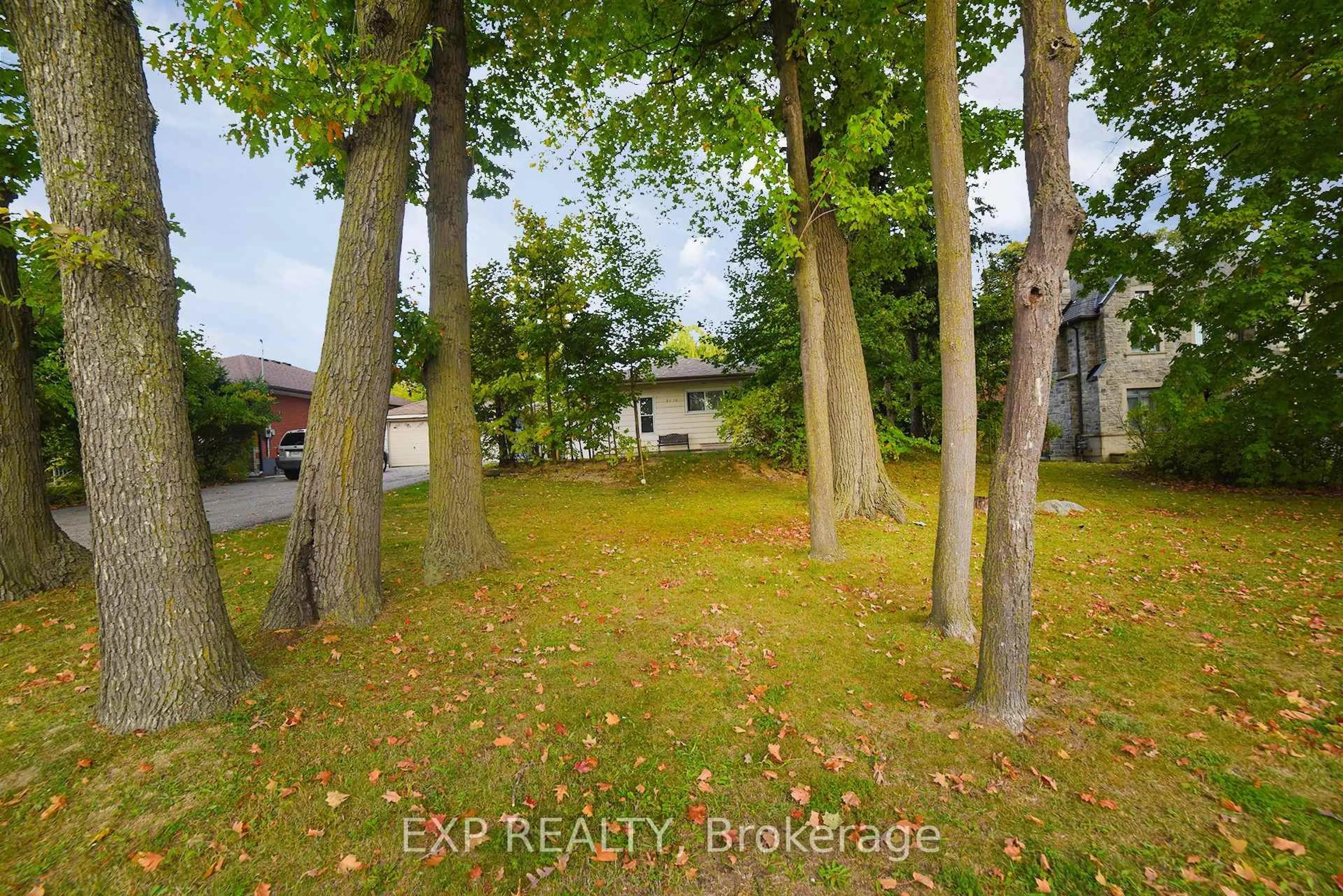A pic from outside/outdoor area/front of a property/back of a property/a pic from drone, unknown for 445 Martin Grove Rd, Toronto Ontario M9B 4M3