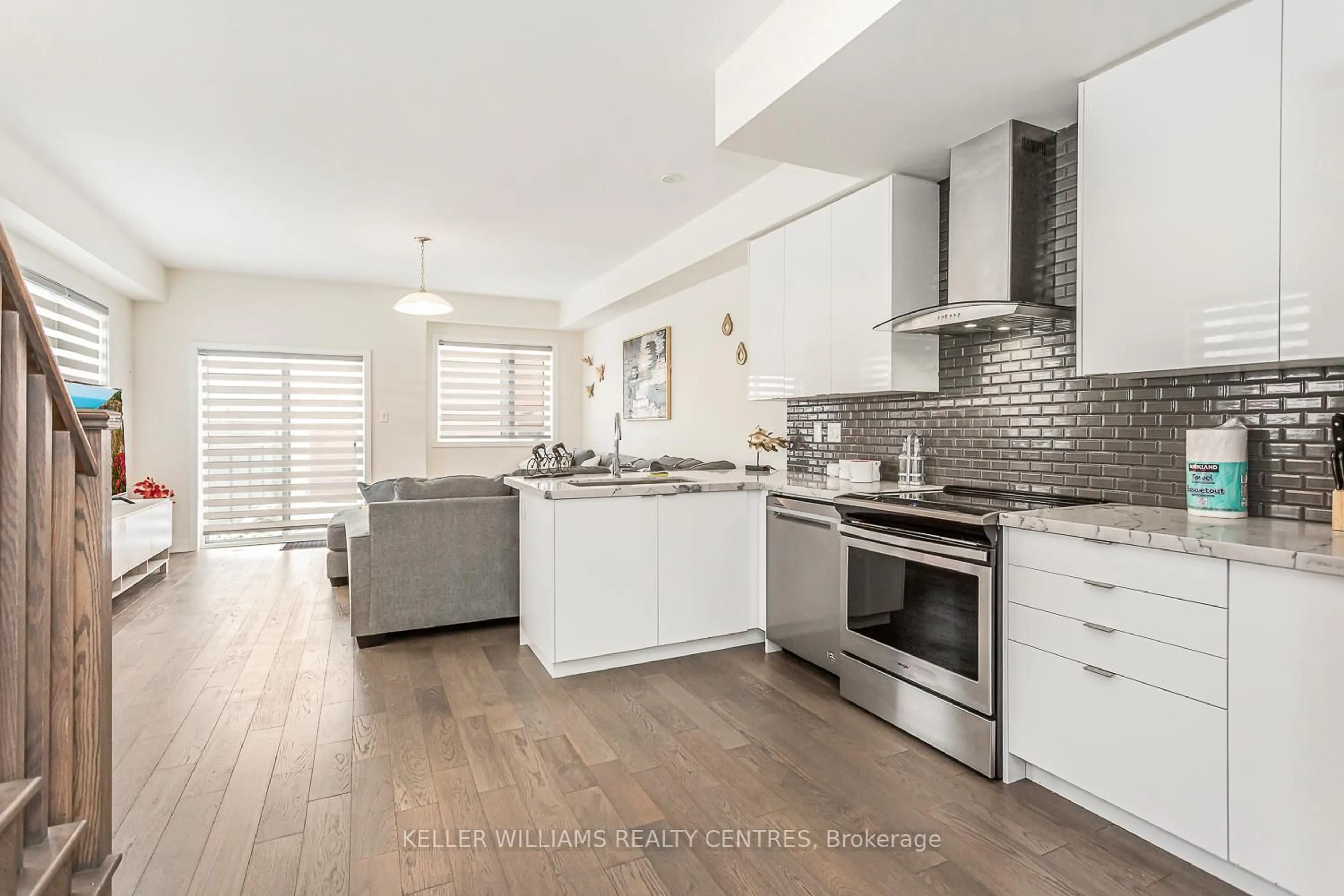 Open concept kitchen, unknown for 89 William Duncan Rd, Toronto Ontario M3K 0C7