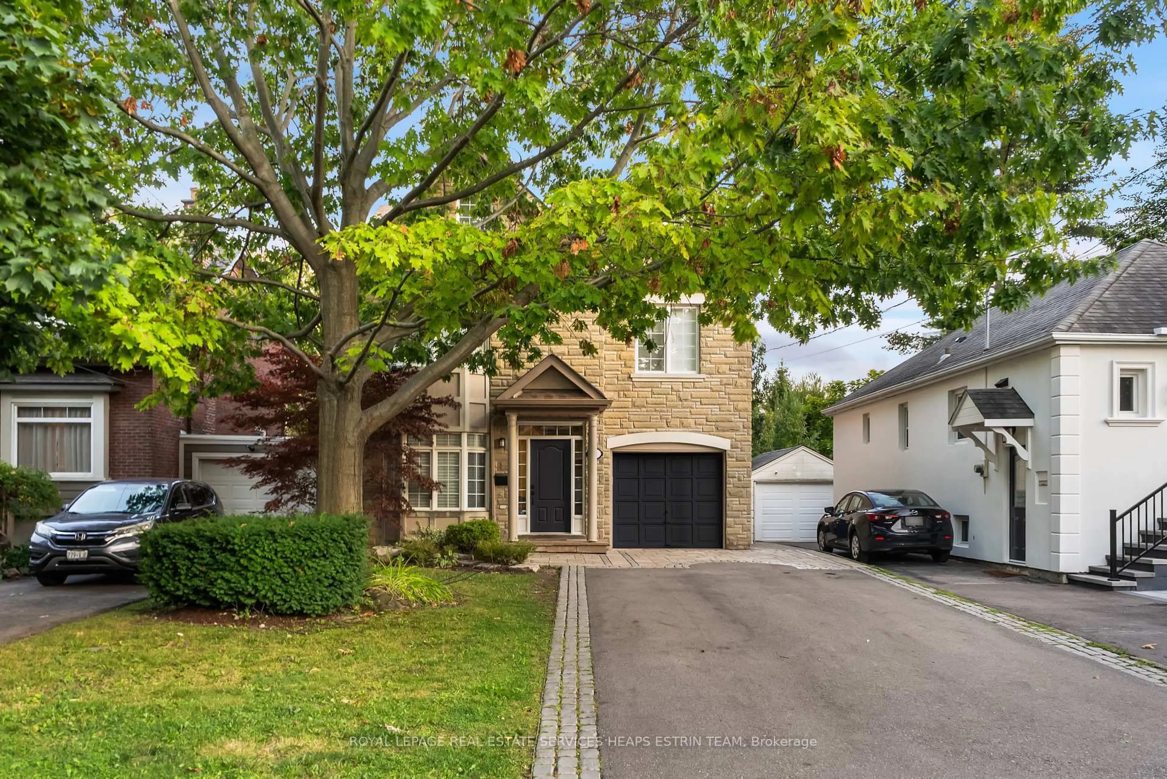 Unknown for 11 Tyre Ave, Toronto Ontario M9A 1C5