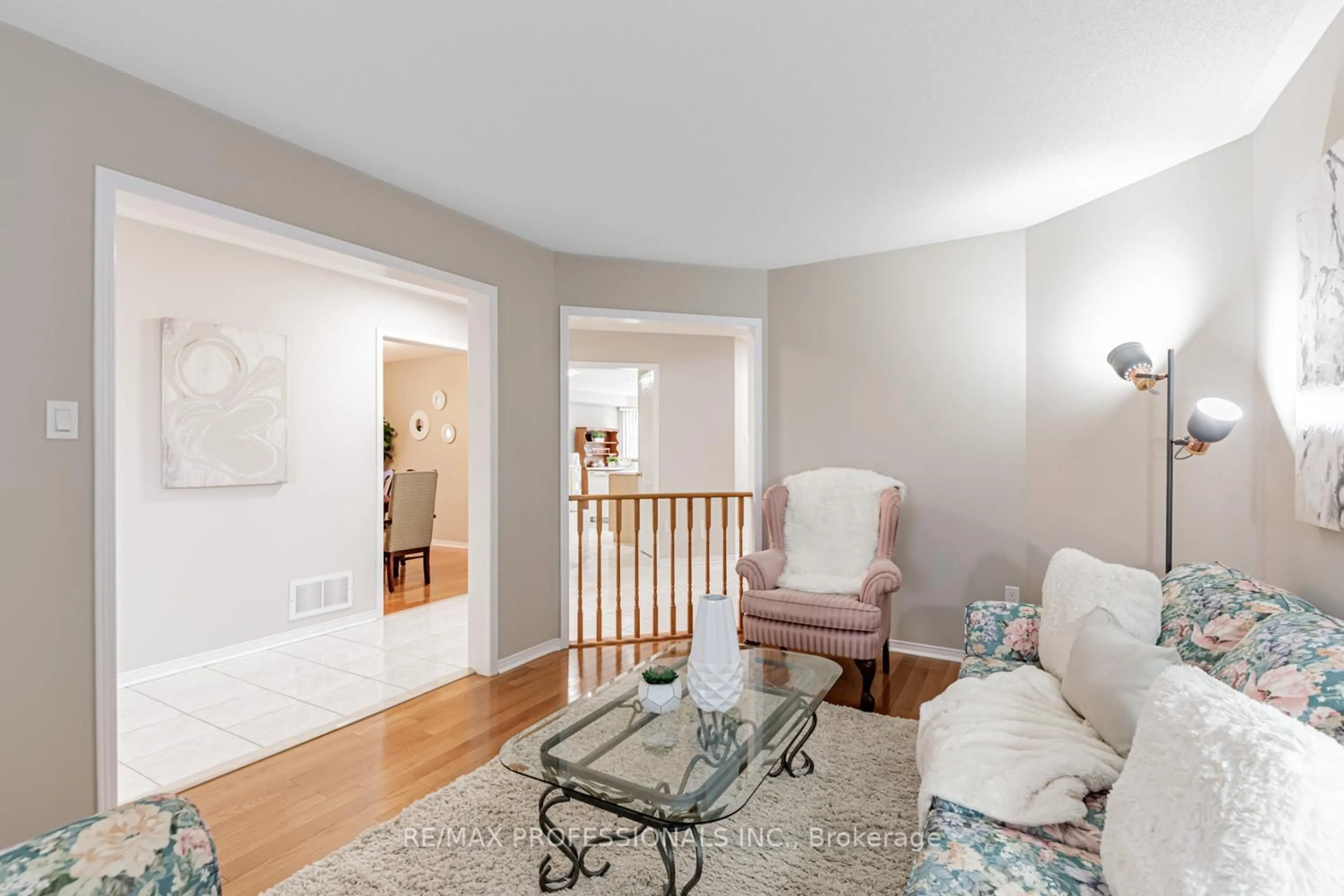 Unknown for 62 Banington Cres, Brampton Ontario L7A 1G3