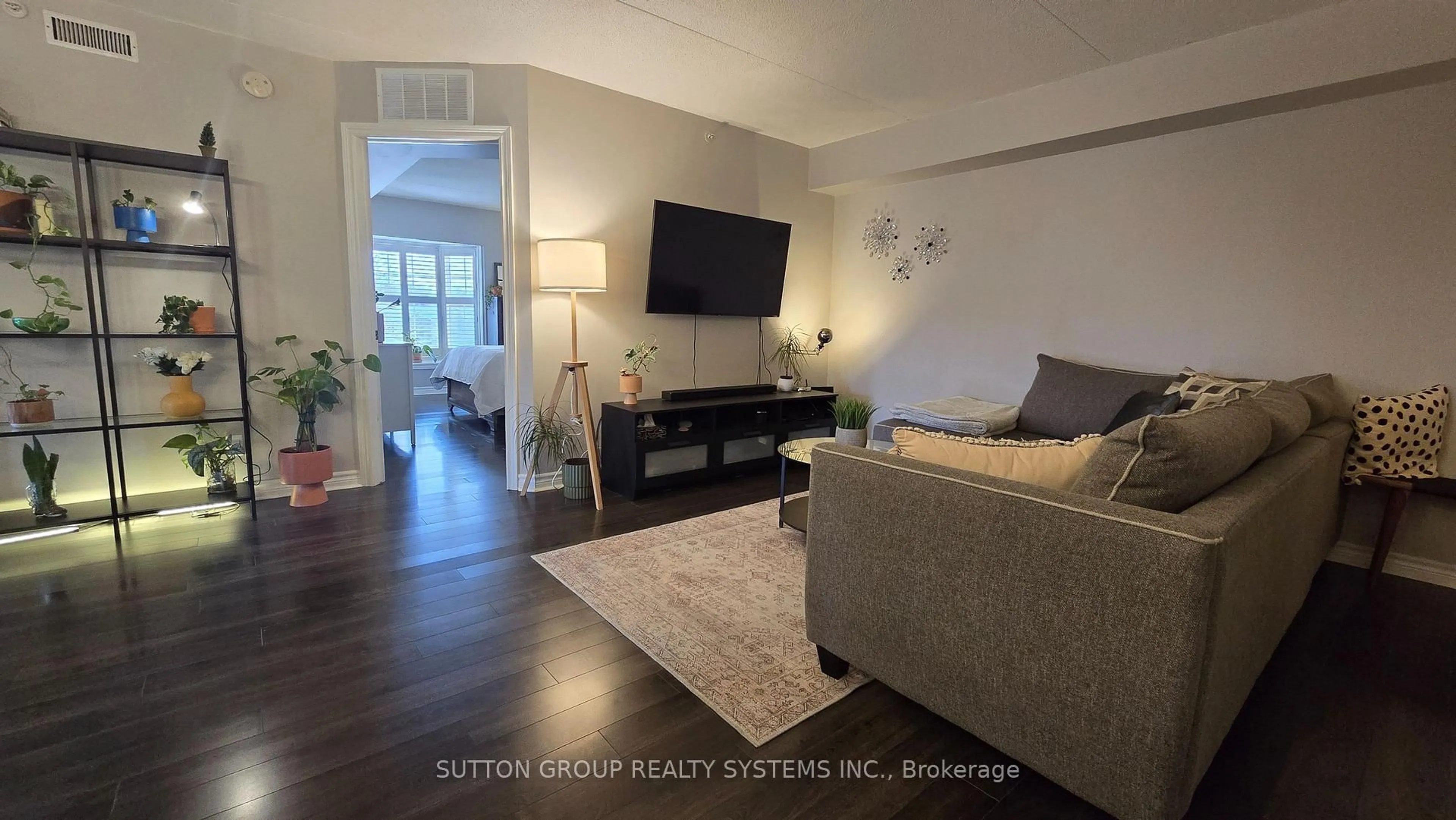 Living room with furniture, unknown for 4005 Kilmer Dr #301, Burlington Ontario L7M 4M2