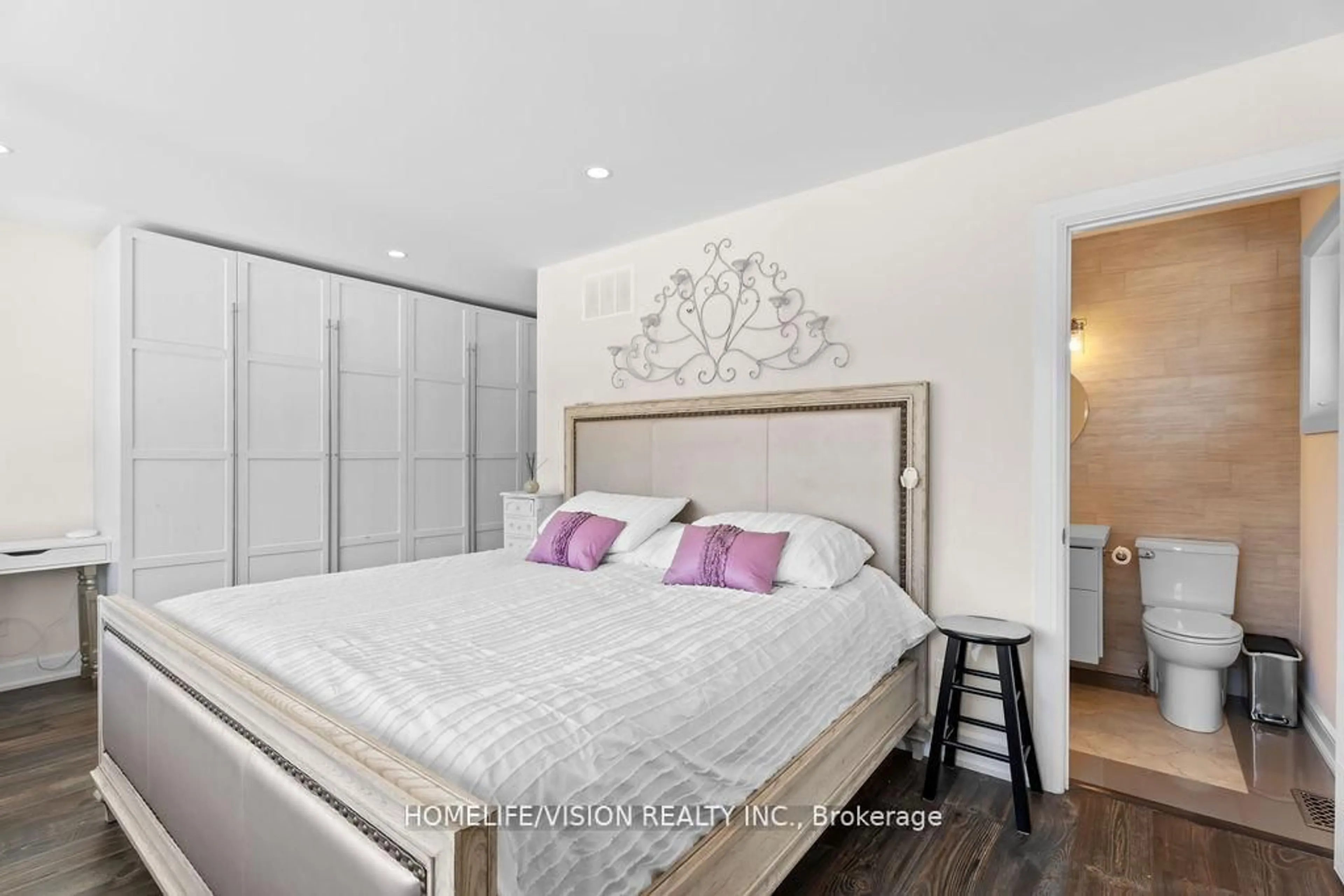 Bedroom with bed, wood/laminate floor for 10 Majestic Crt, Toronto Ontario M6B 3K3