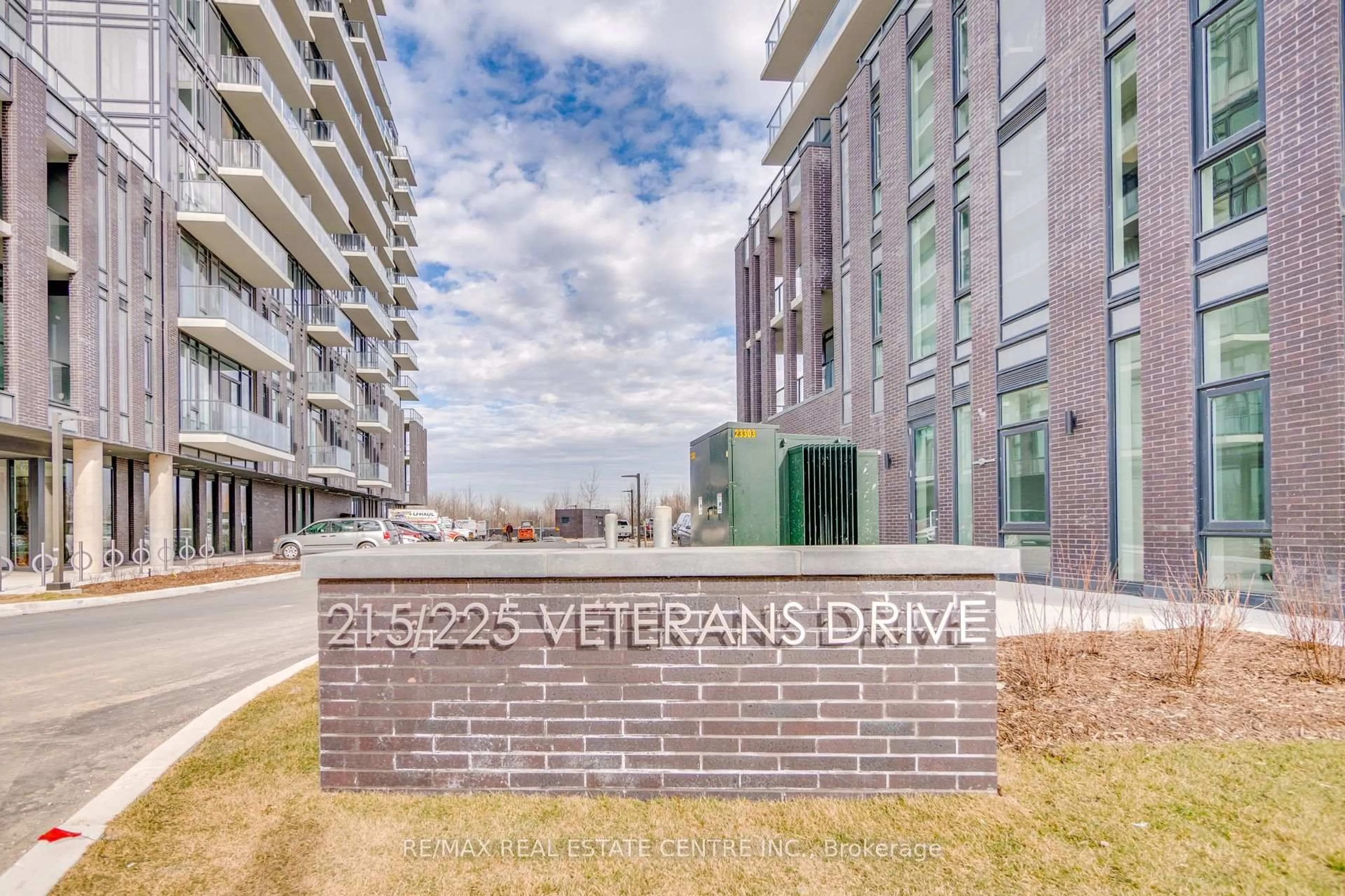 Unknown for 225 Veterans Dr #1207, Brampton Ontario L7A 0B6