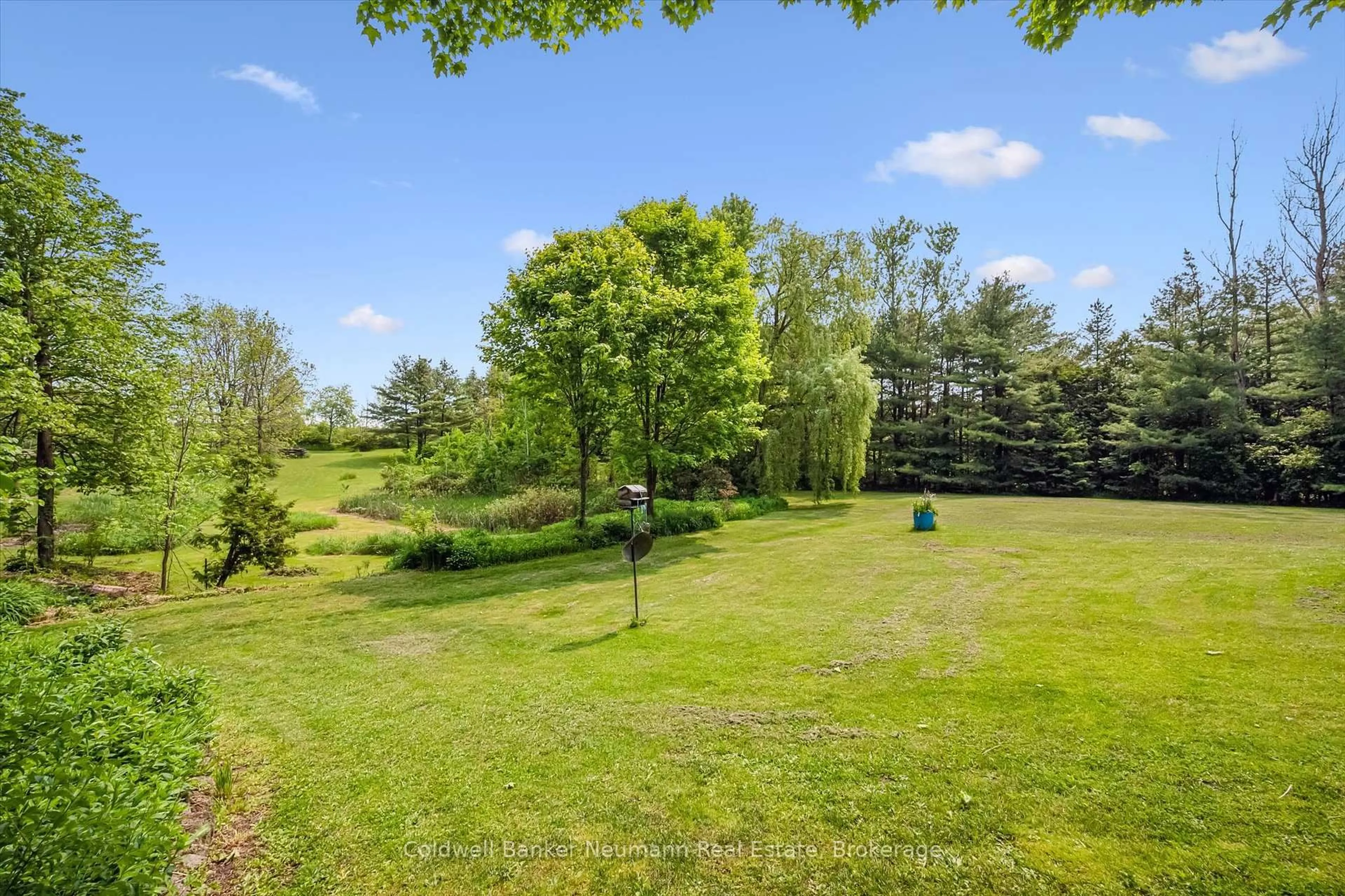 A pic from outside/outdoor area/front of a property/back of a property/a pic from drone, water/lake/river/ocean view for 13085 Nassagaweya Puslinch Townline, Milton Ontario L0P 1J0