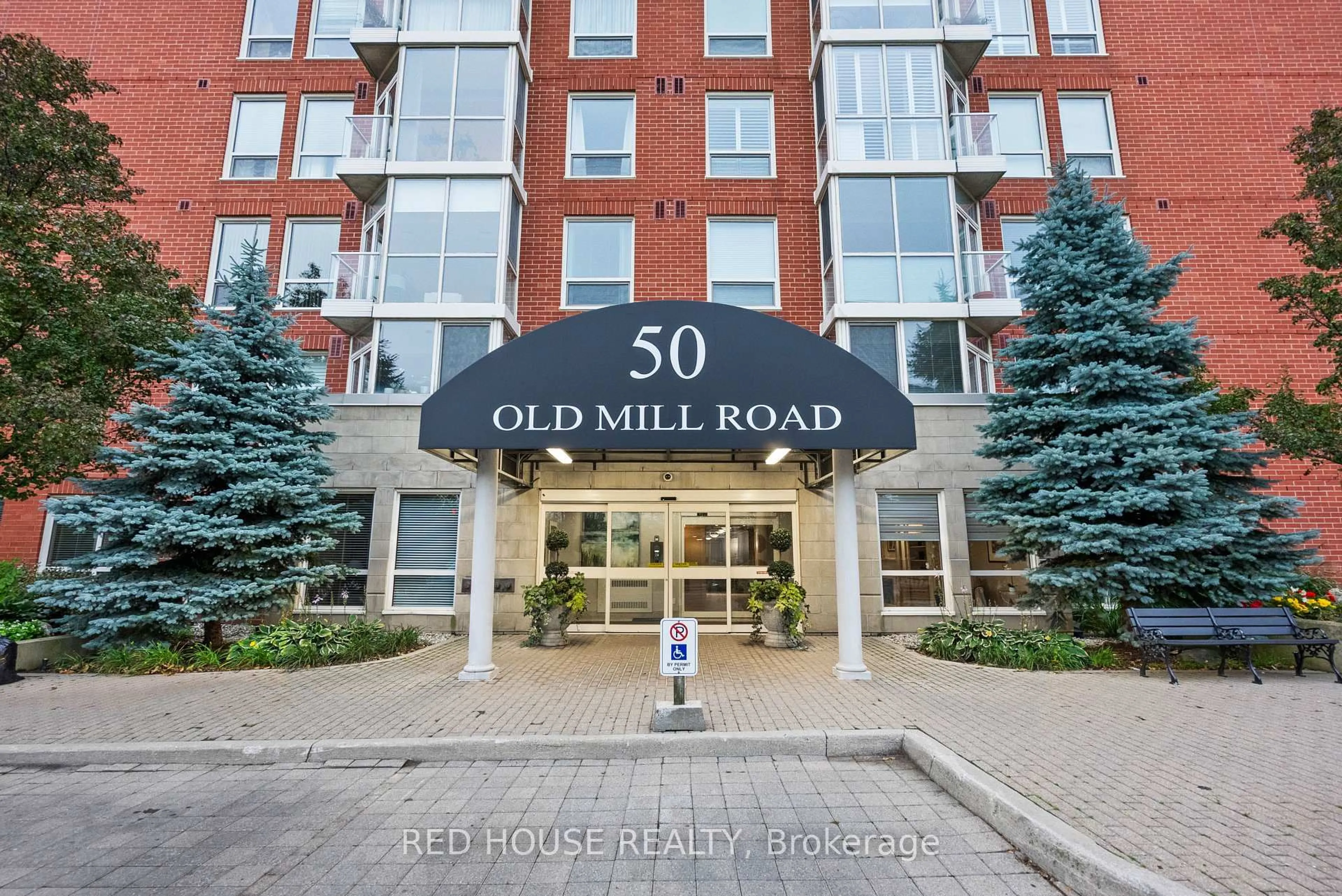 Lobby for 50 OLD MILL Rd #PH906, Oakville Ontario L6J 7W1