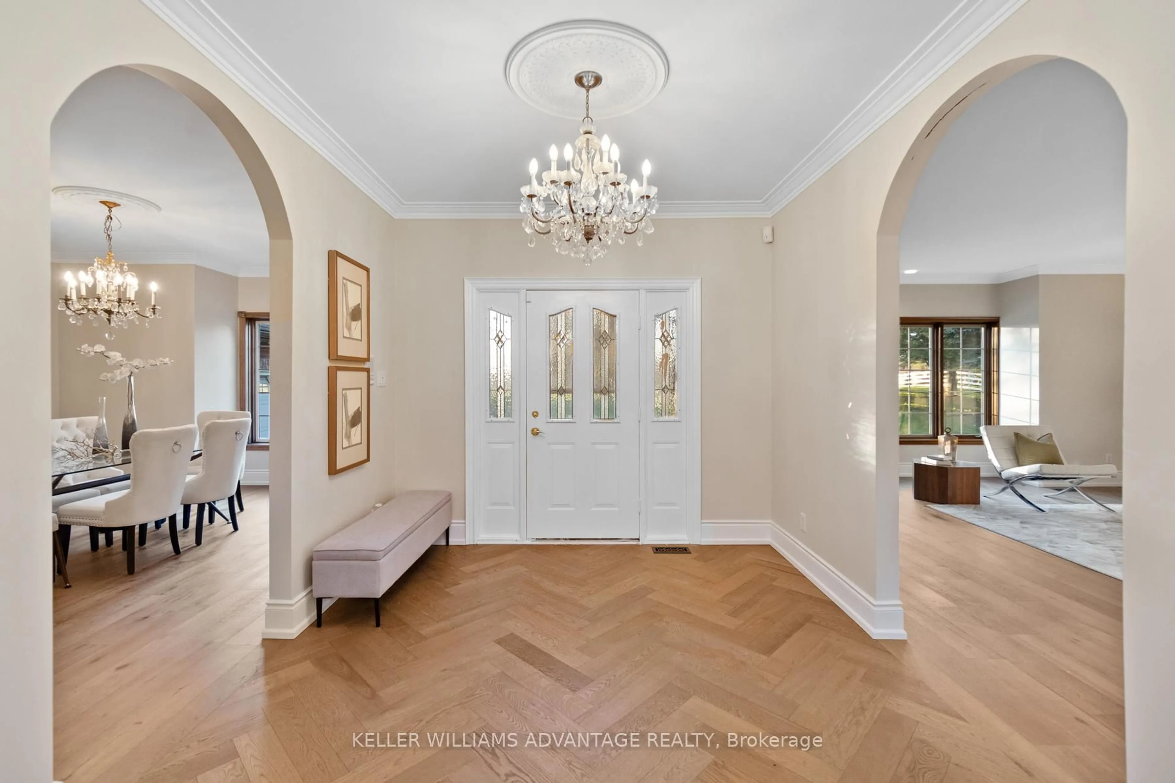 Indoor entryway for 3100 30 Side Rd, Milton Ontario N0B 2K0