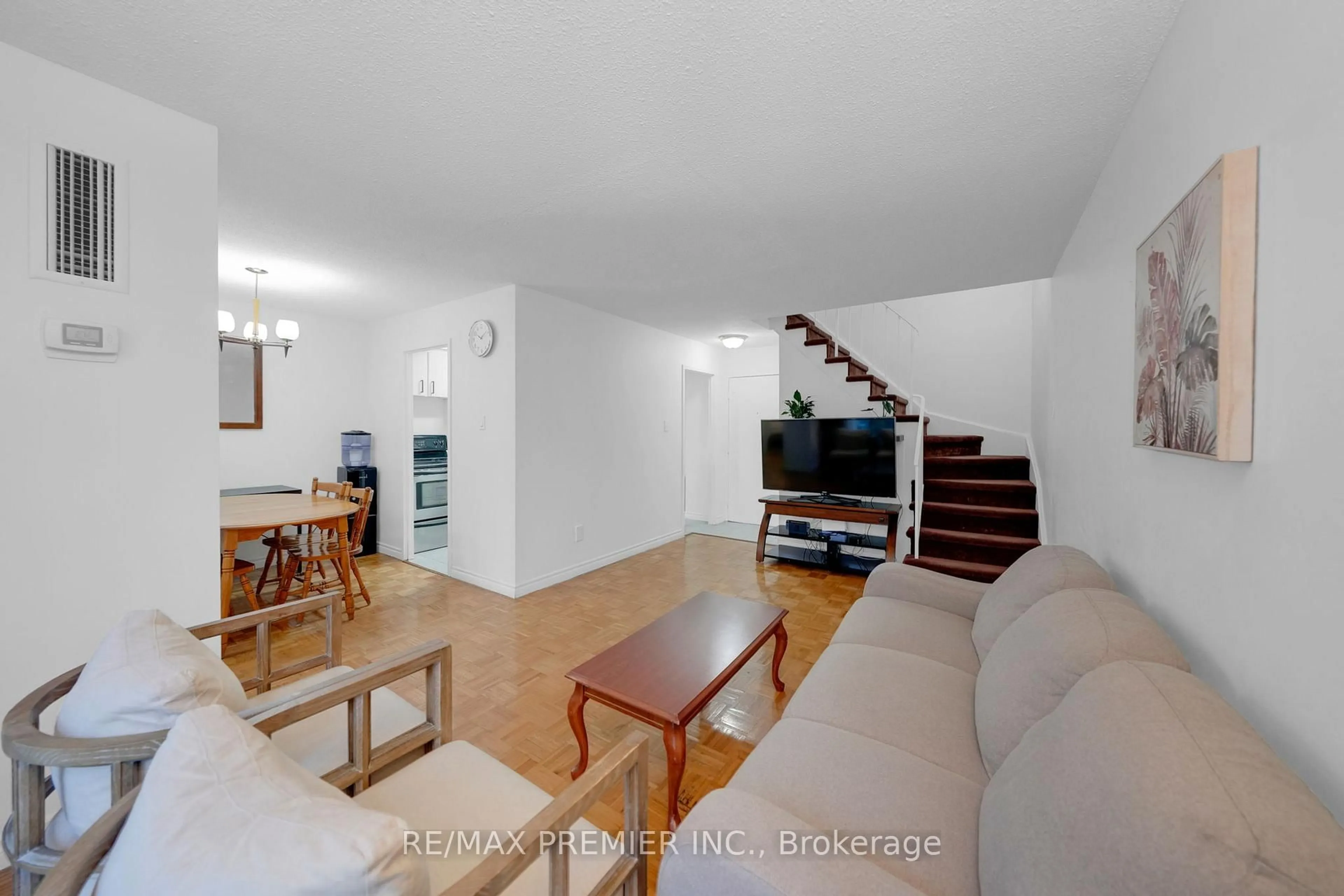 Living room with furniture, unknown for 2095 Roche Crt #209, Mississauga Ontario L5K 2C8
