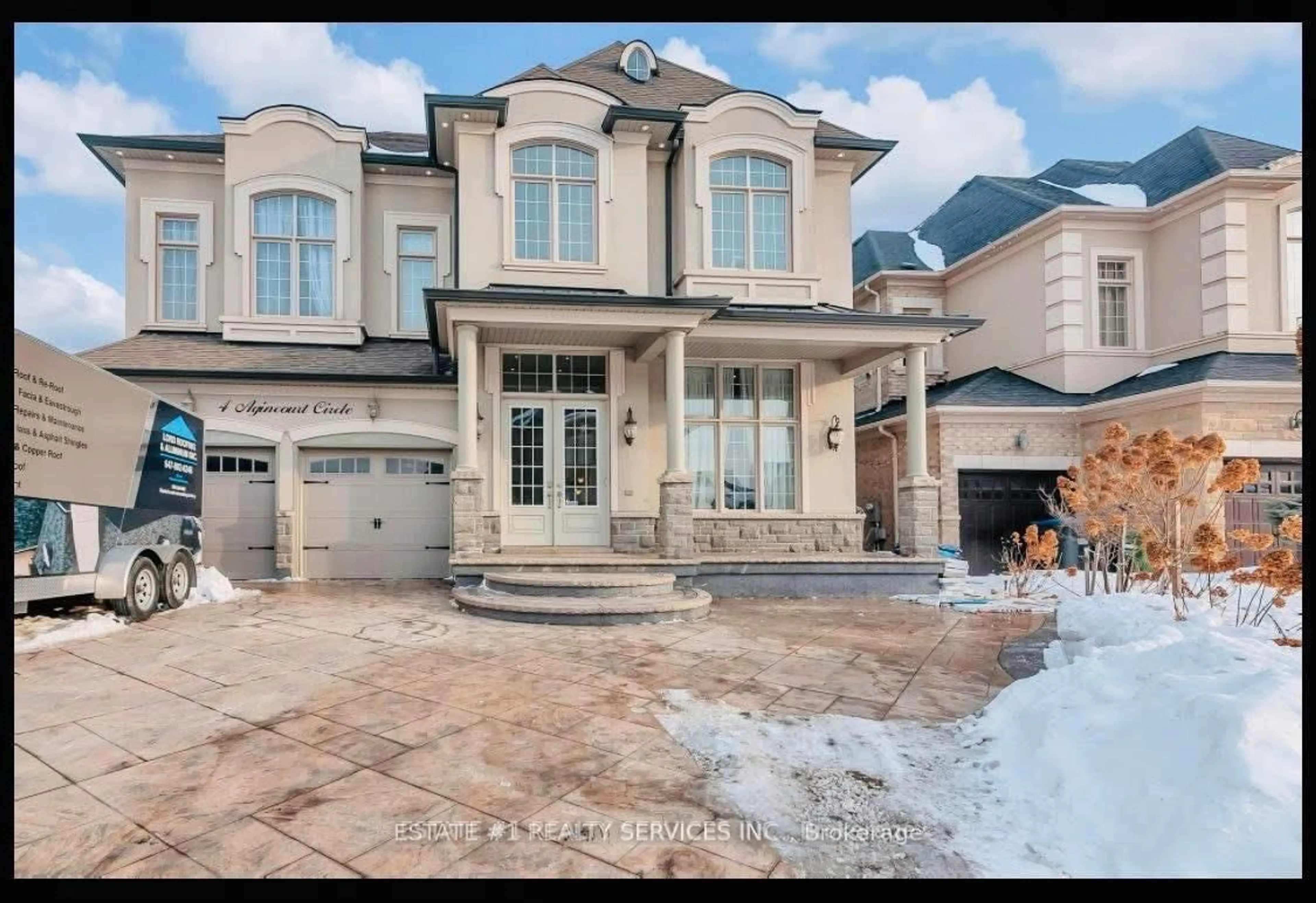 Home with brick exterior material, street for 4 Agincourt Circ, Brampton Ontario L6X 2M4