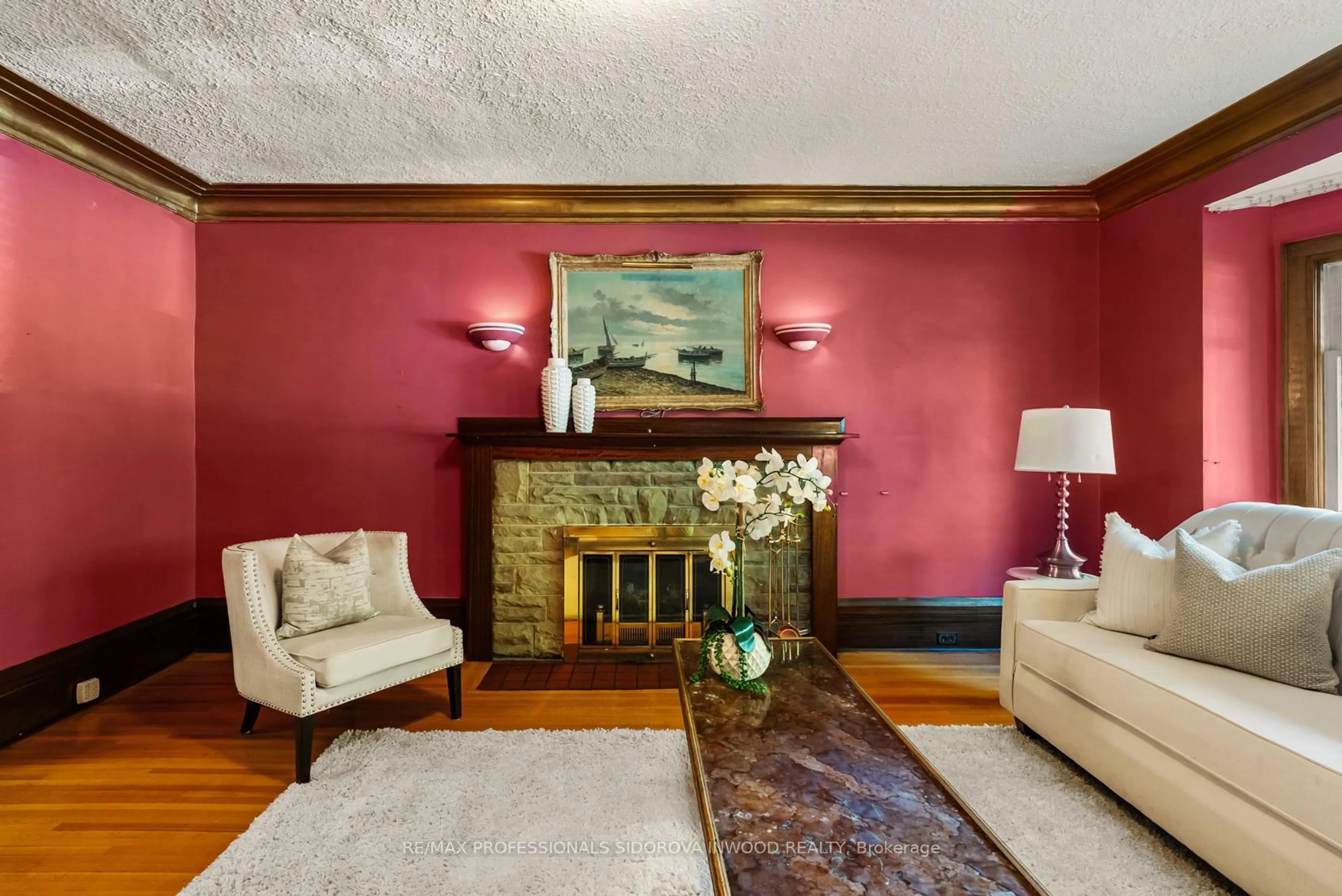 Living room with furniture, unknown for 45 Birchview Cres, Toronto Ontario M6P 3H9