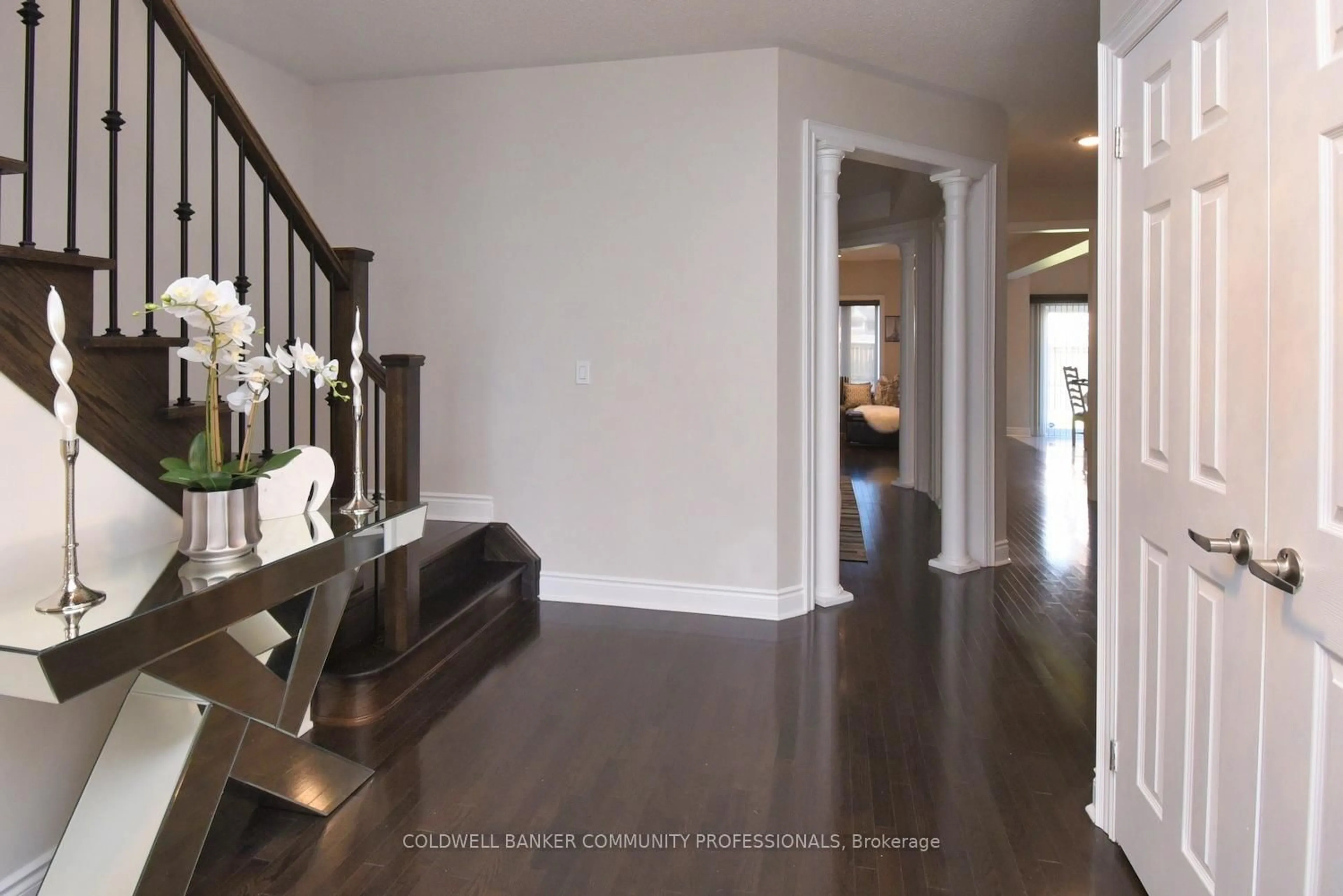 Indoor entryway for 5 Dillon Dr, Brampton Ontario L6X 3B6