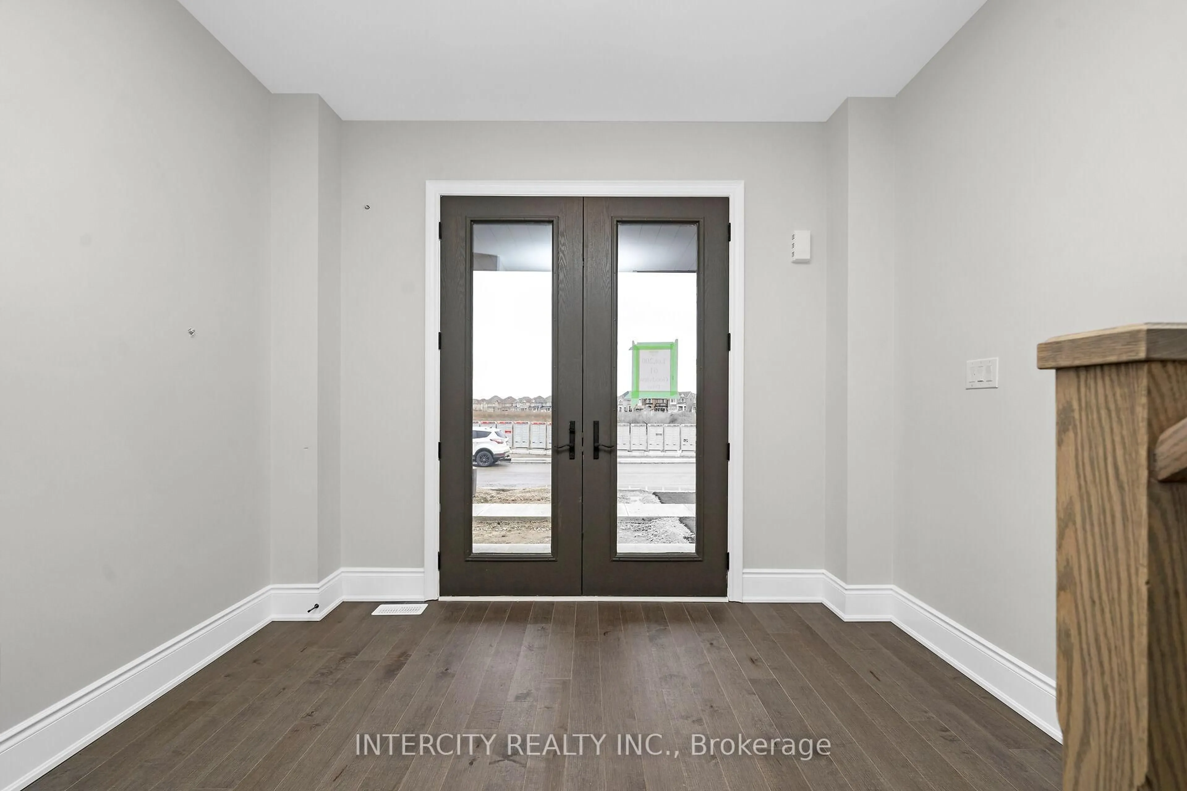 Indoor entryway for 61 Goodview Dr #Lot 200, Brampton Ontario L6R 3W7
