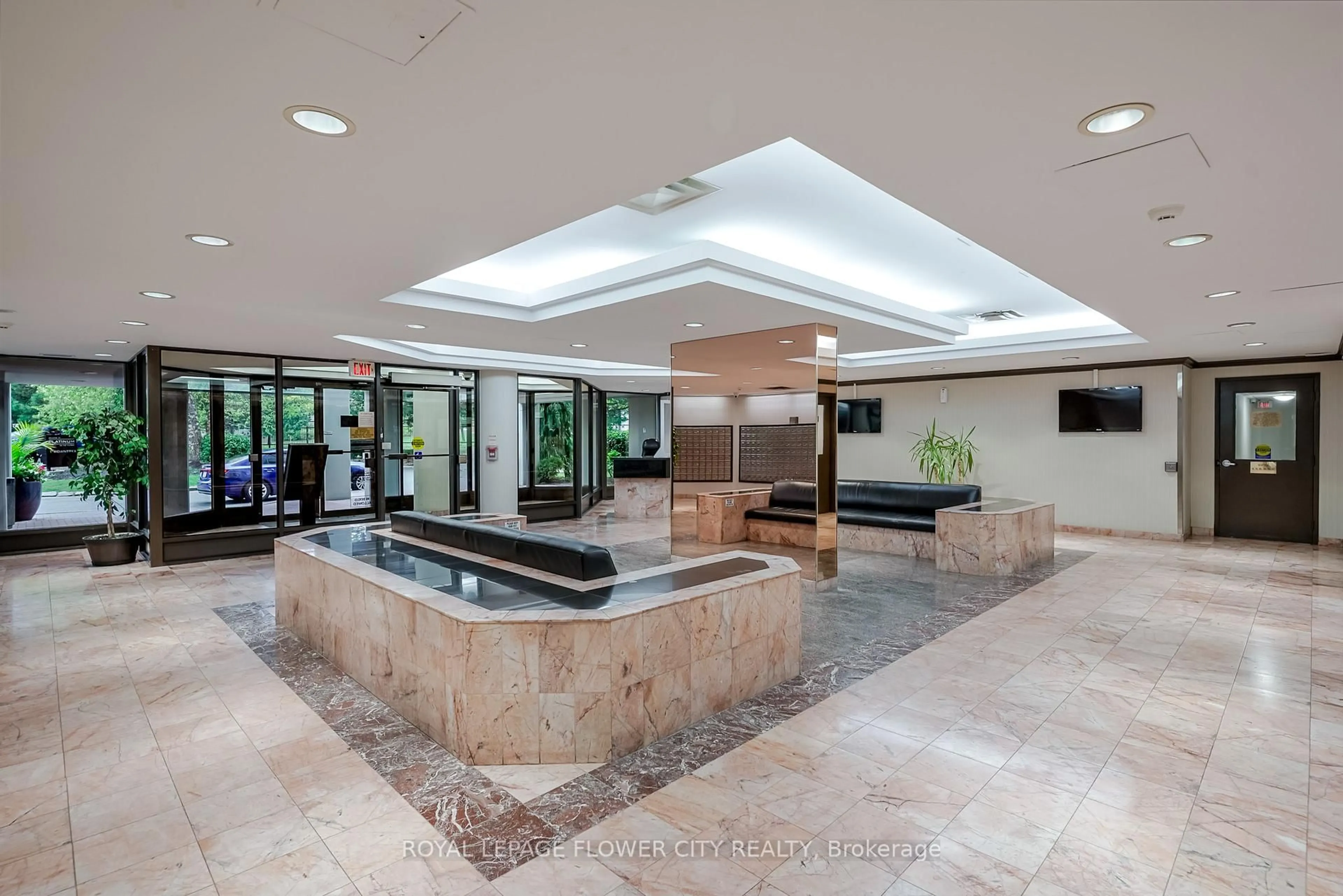 Lobby for 1 Rowntree Rd #611, Toronto Ontario M9V 5G7