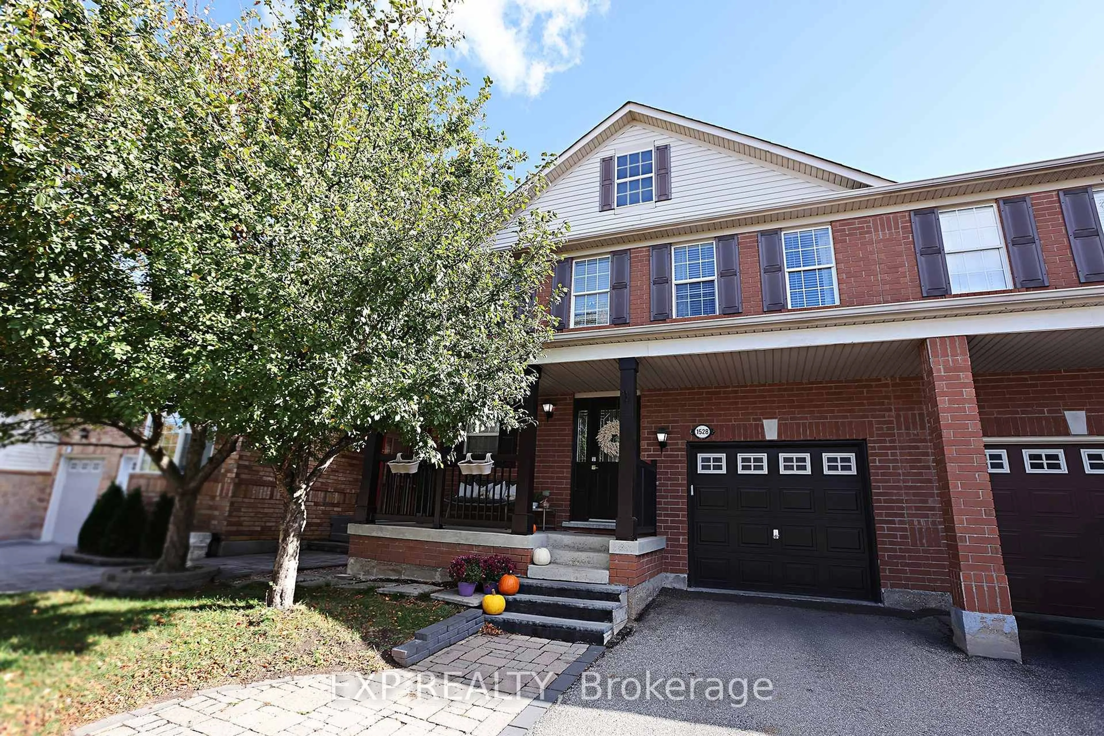 Home with brick exterior material, street for 1528 Evans Terr, Milton Ontario L9T 5J4