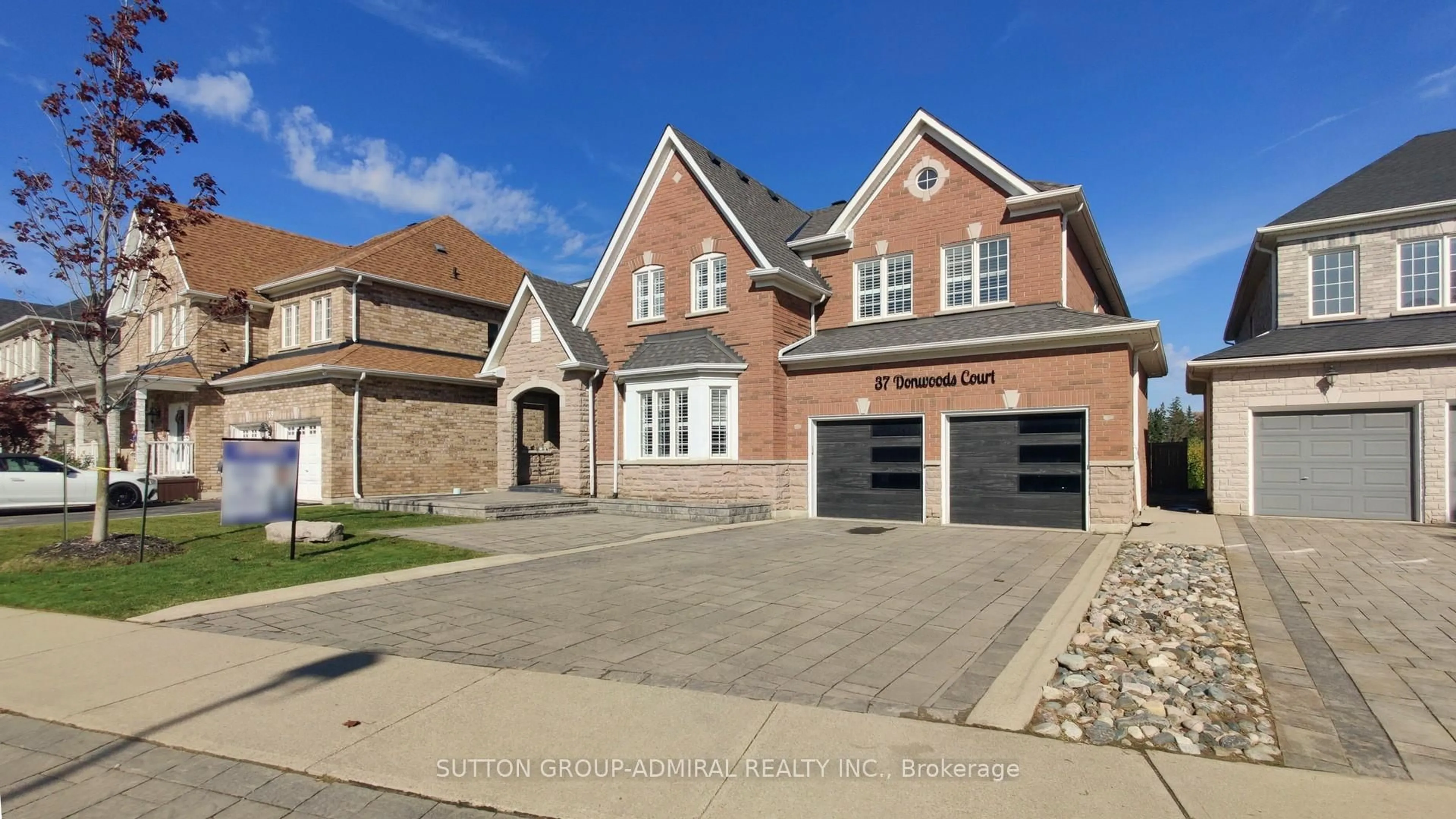 Home with brick exterior material, street for 37 Donwoods Crt, Brampton Ontario L6P 1T6