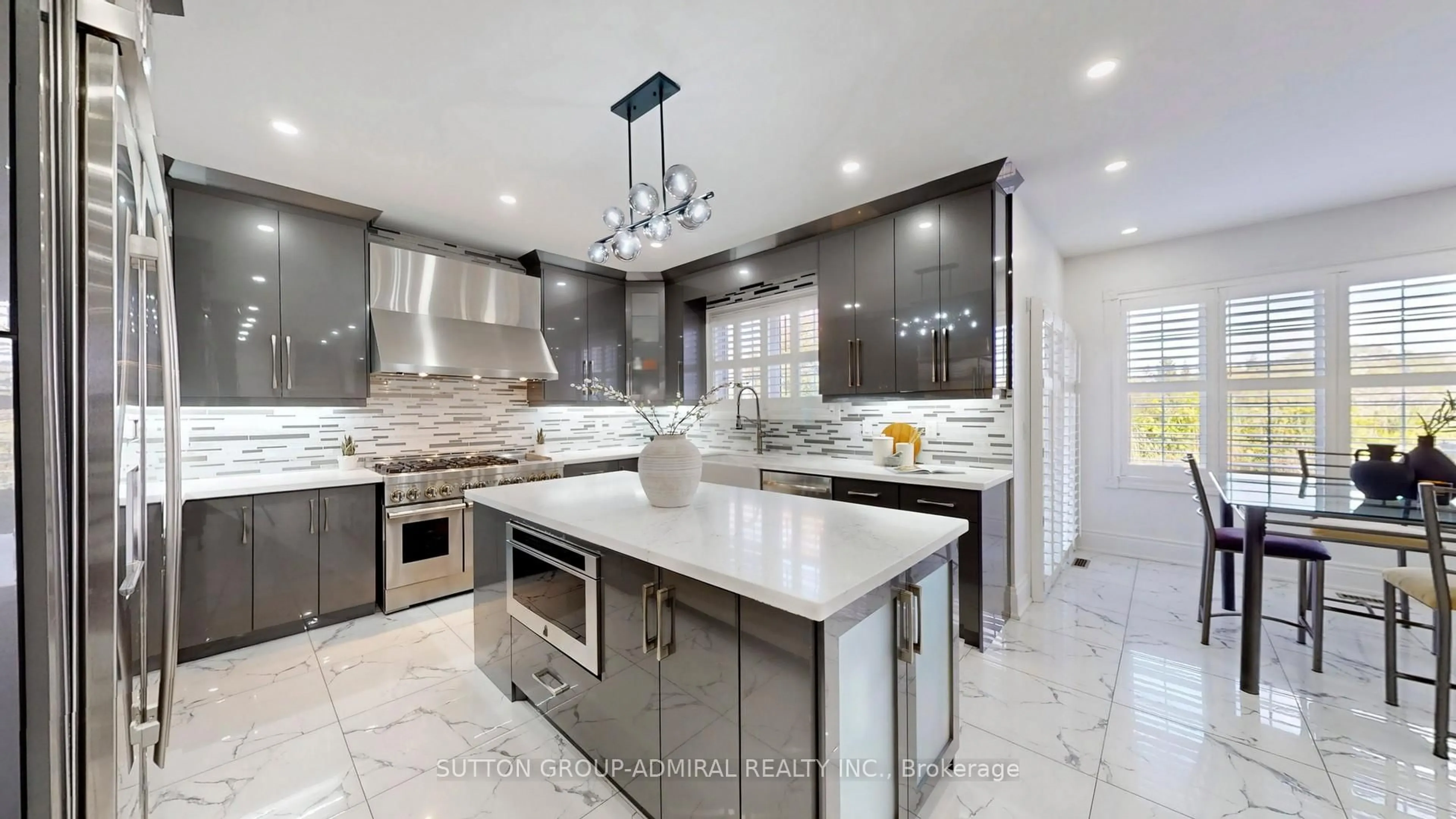 Contemporary kitchen, ceramic/tile floor for 37 Donwoods Crt, Brampton Ontario L6P 1T6