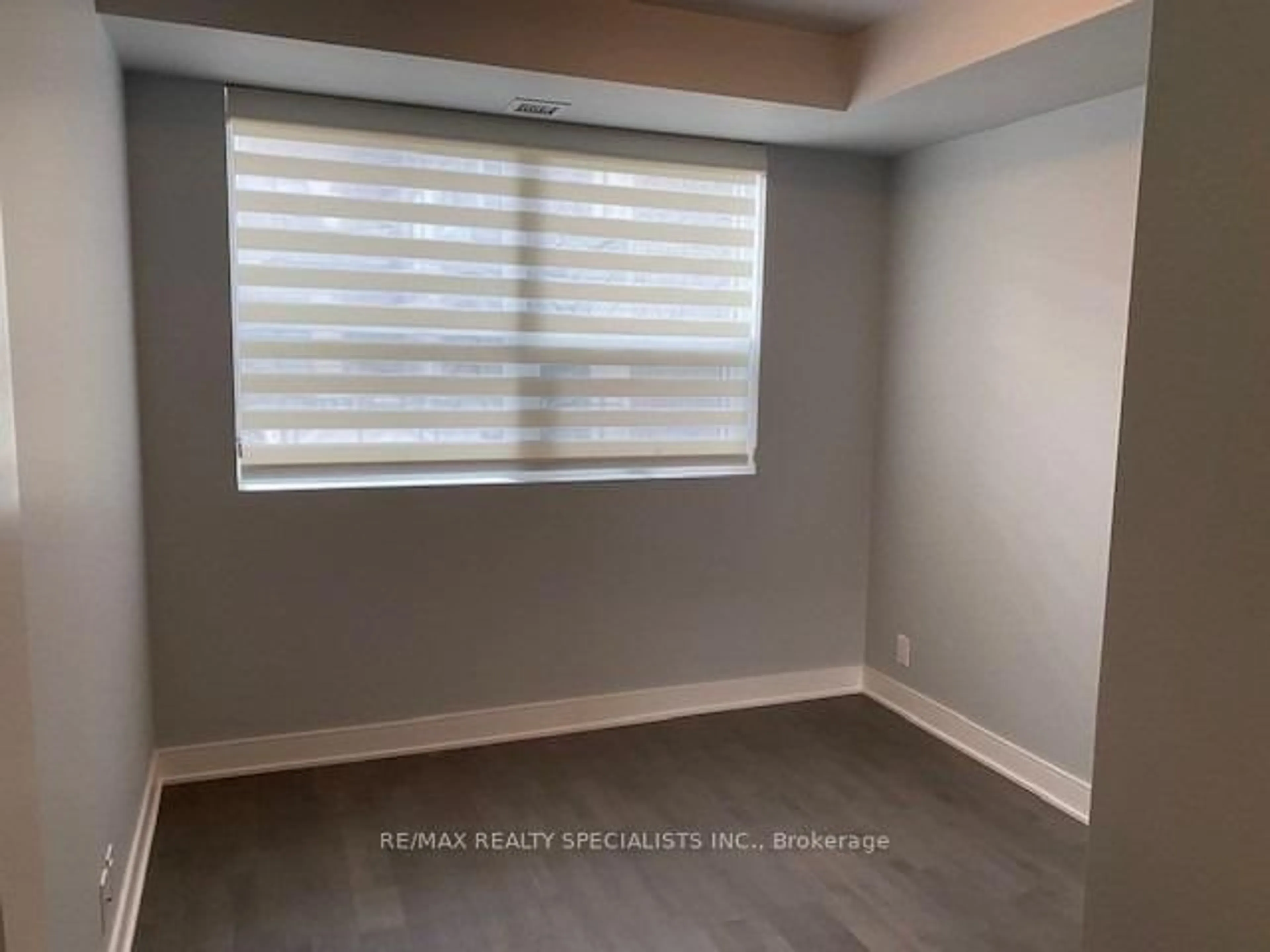 A pic of a room for 1575 Lakeshore Rd #258, Mississauga Ontario L5J 0B1