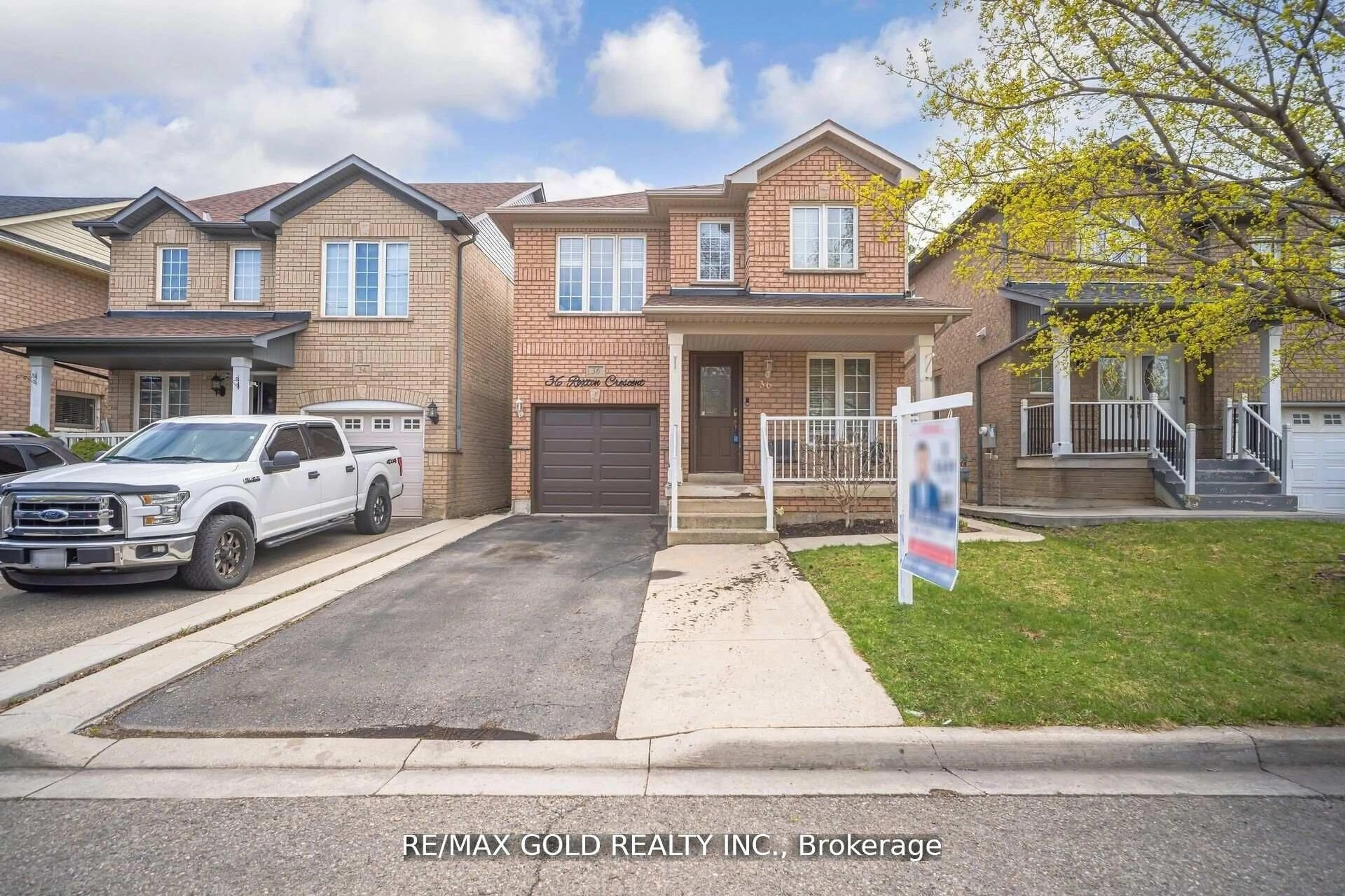 Home with brick exterior material, street for 36 Roxton Cres, Brampton Ontario L7A 2A9
