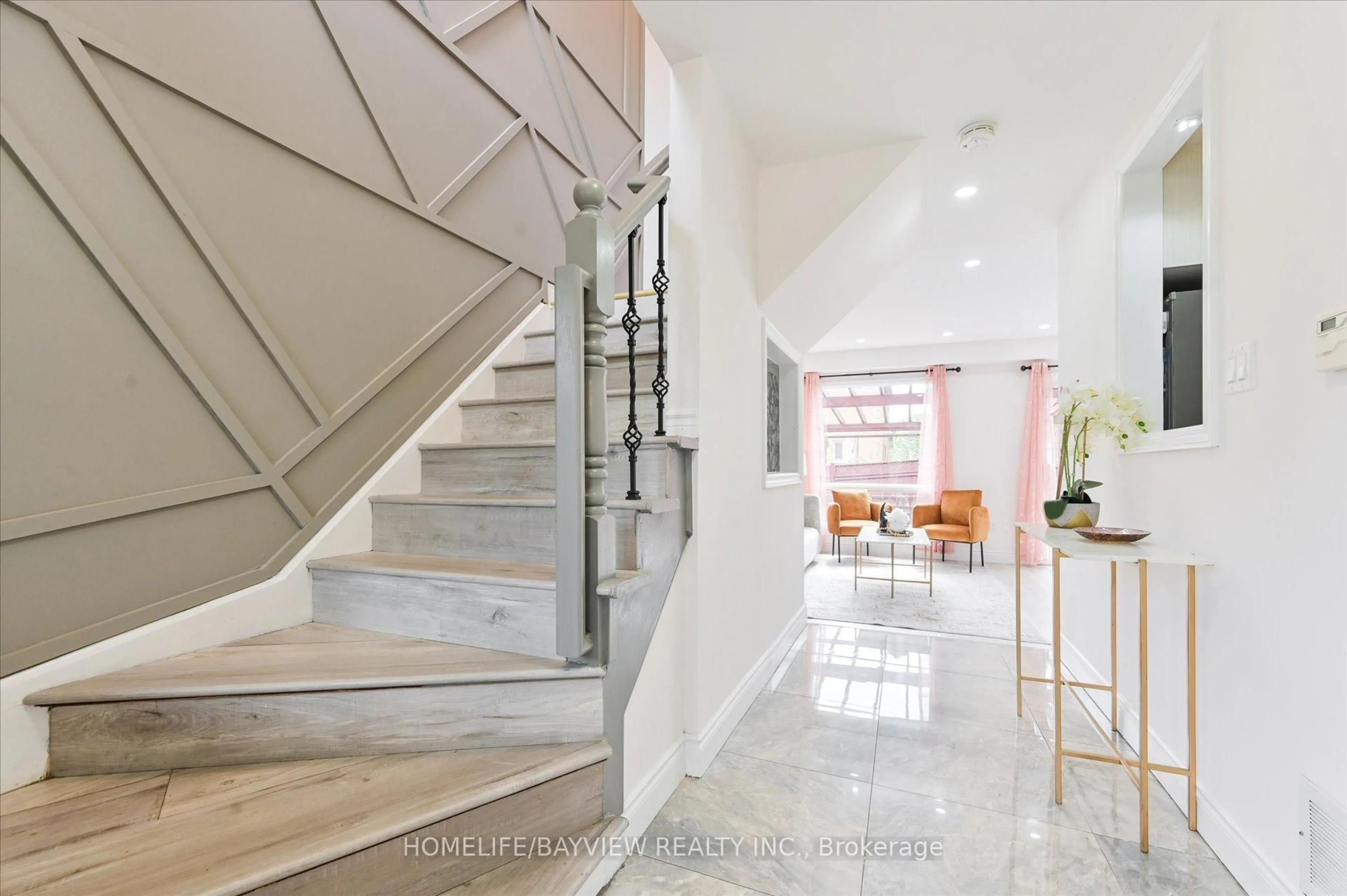Unknown for 3956 Bentridge Rd, Mississauga Ontario L5N 7V8