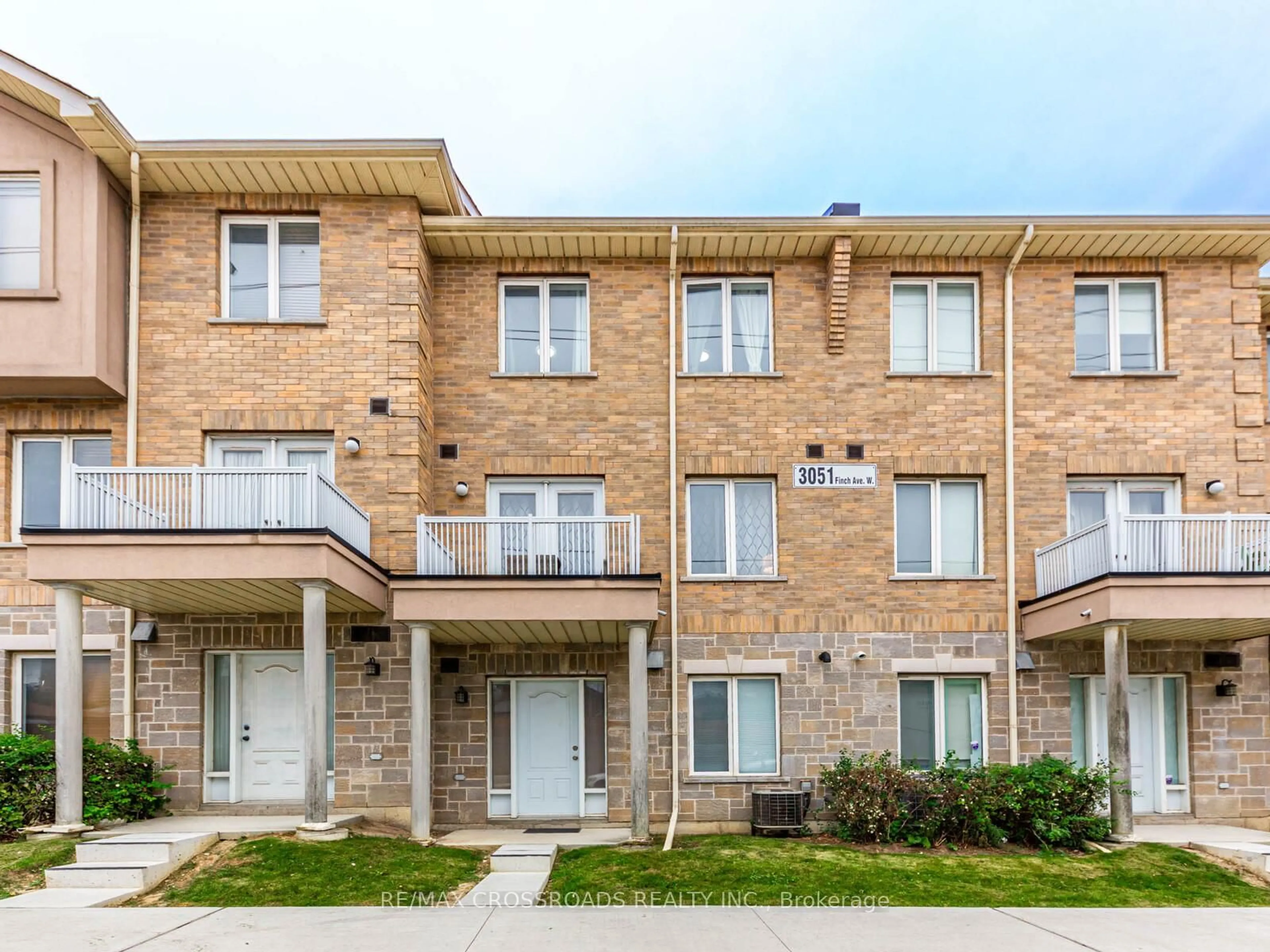 Home with brick exterior material, unknown for 3051 Finch Ave #59, Toronto Ontario M9M 0A6