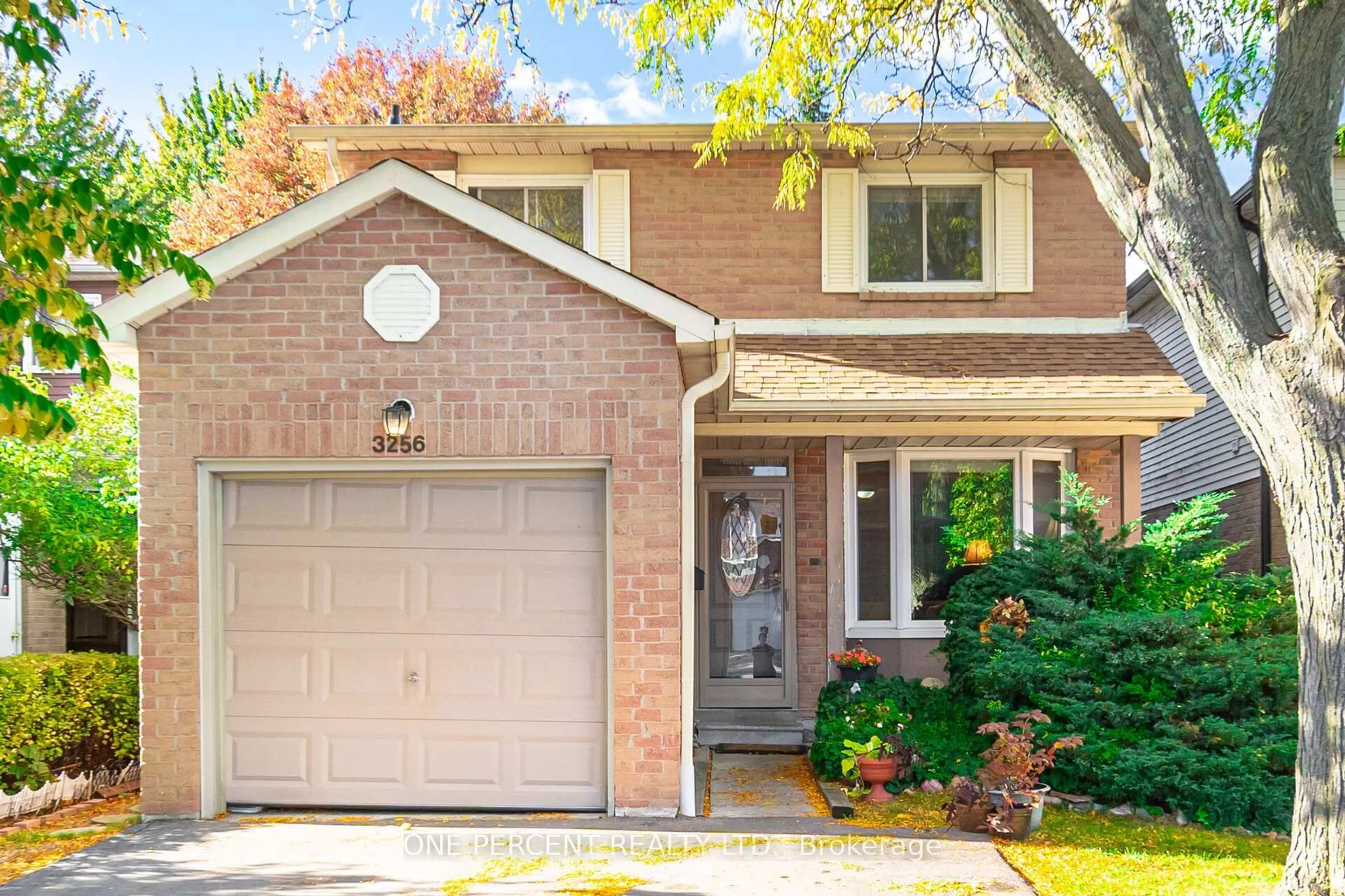 Home with brick exterior material, street for 3256 ANDERSON Cres, Mississauga Ontario L5N 2Y5