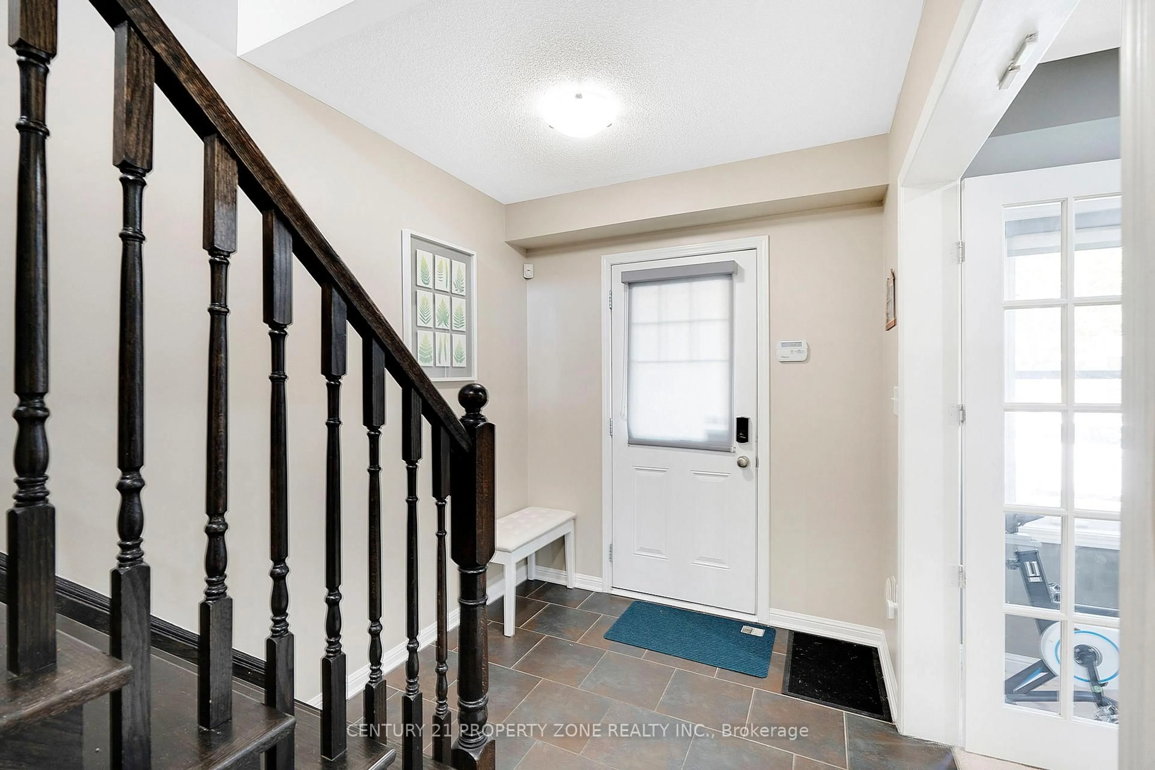 Indoor entryway for 13 Portsdown Rd, Brampton Ontario L7A 0P8
