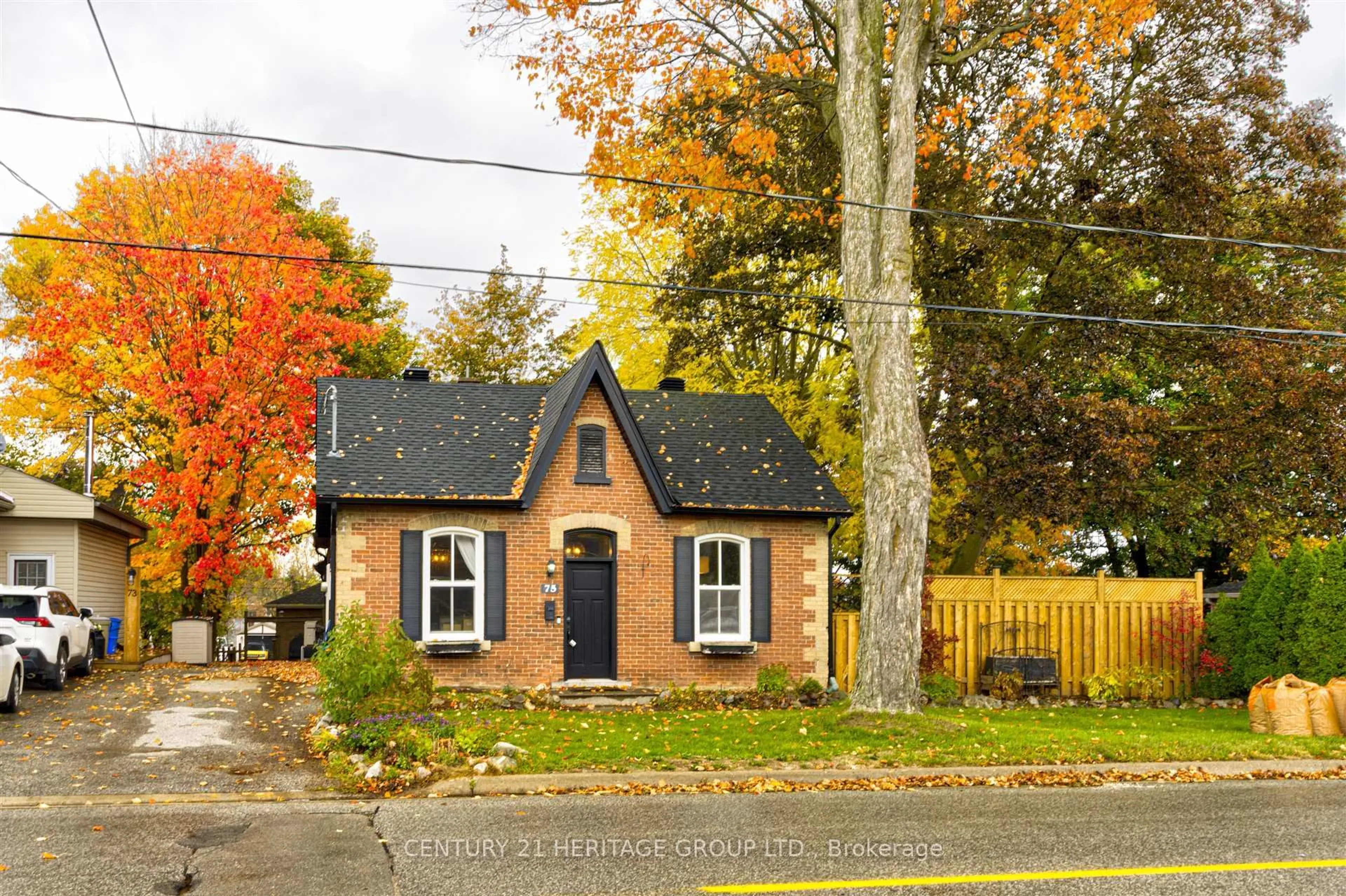 Unknown for 75 John St, Orangeville Ontario L9W 2P7