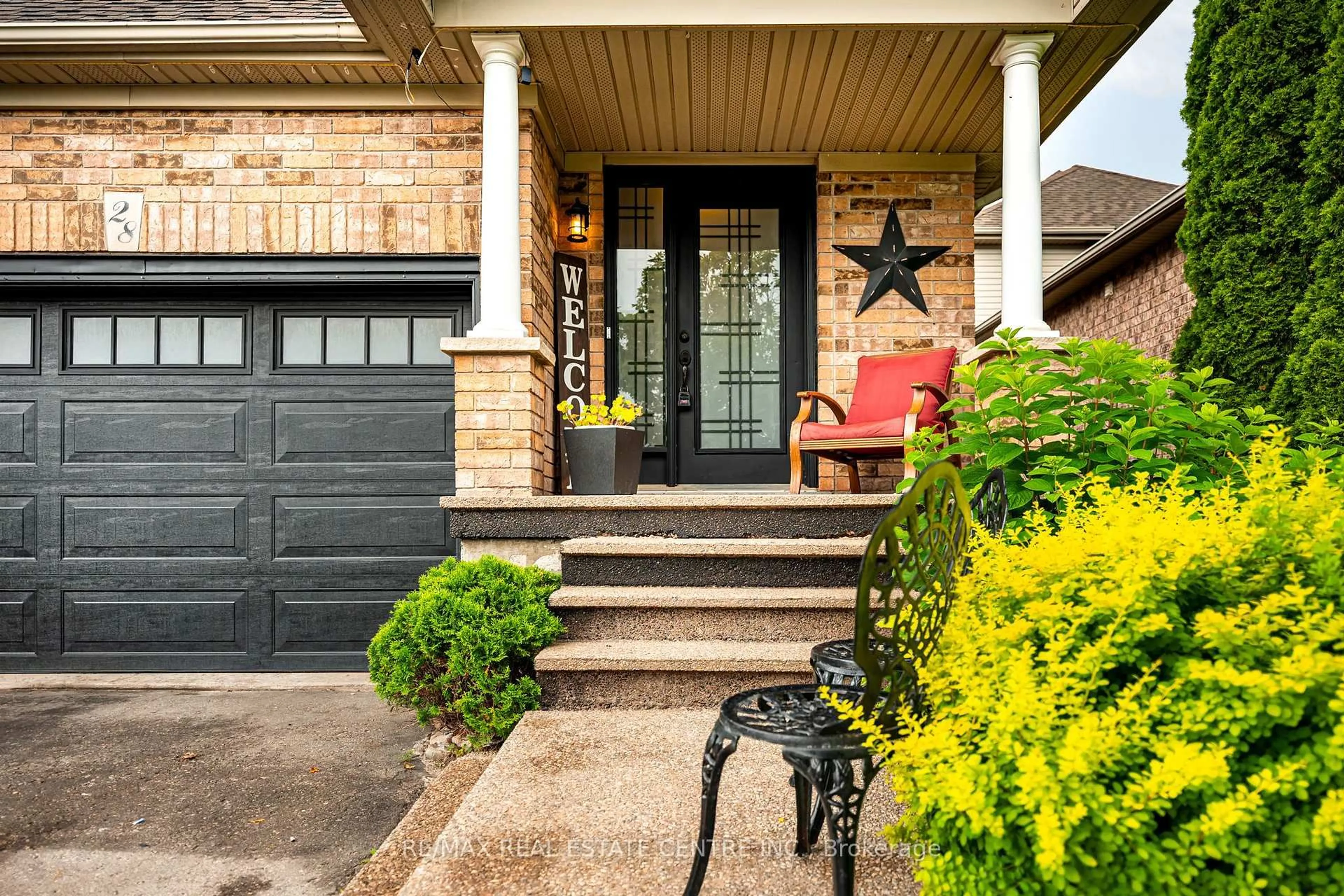 Home with brick exterior material, street for 28 Henderson St, Orangeville Ontario L9W 5G1