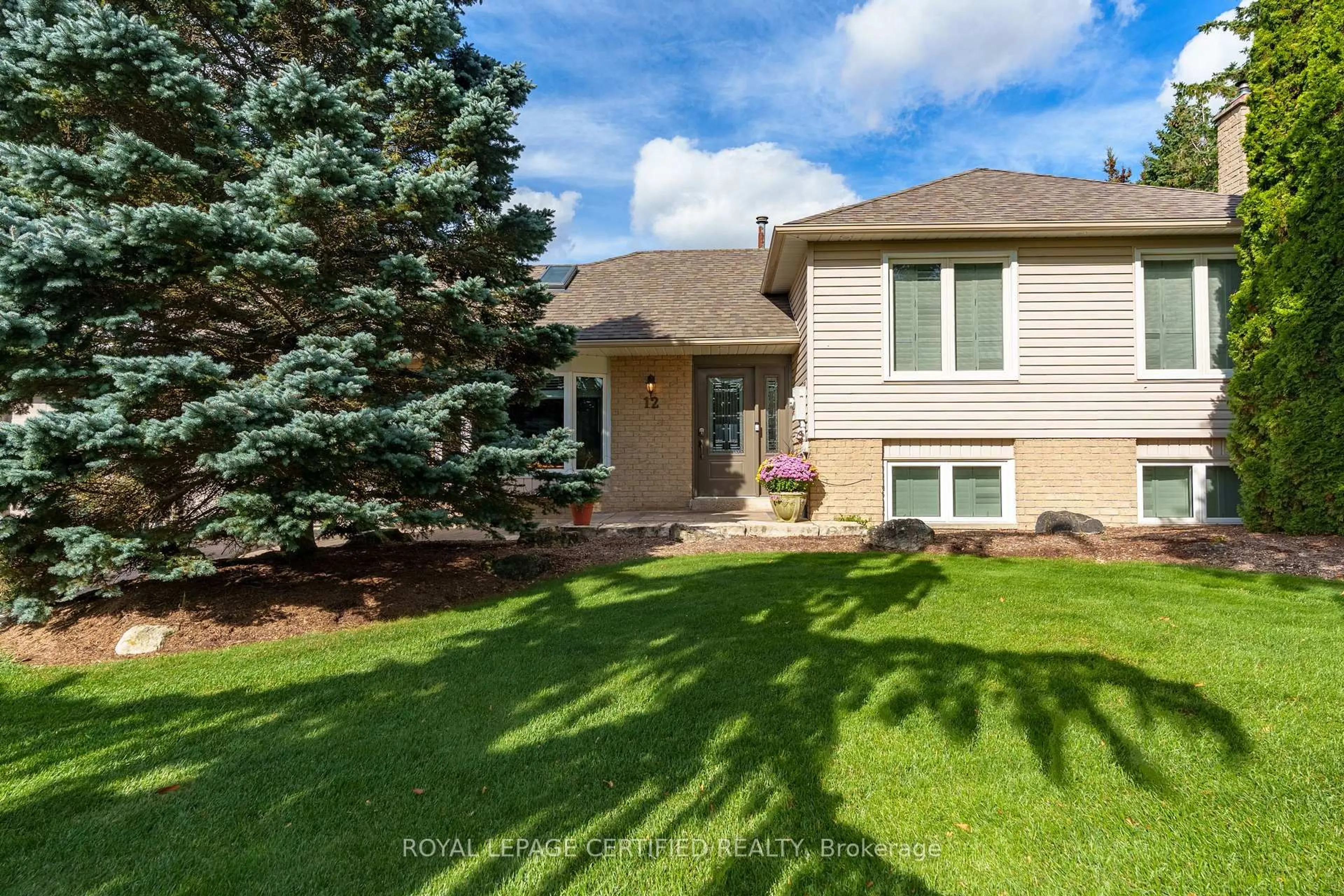 Home with brick exterior material, street for 12 Kevinwood Dr, Caledon Ontario L7K 0Z1