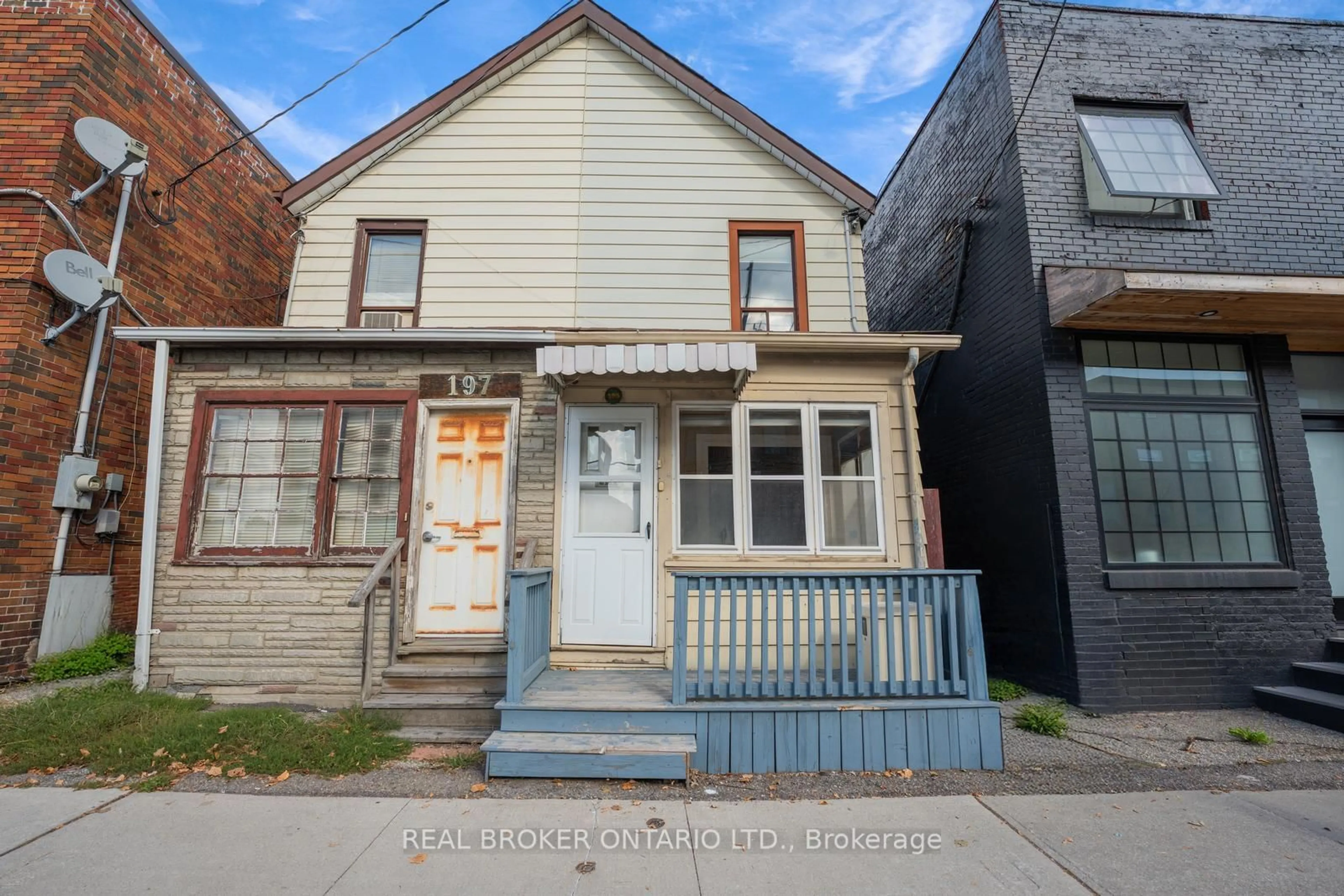 Home with brick exterior material, street for 195 Islington Ave, Toronto Ontario M8V 3B8