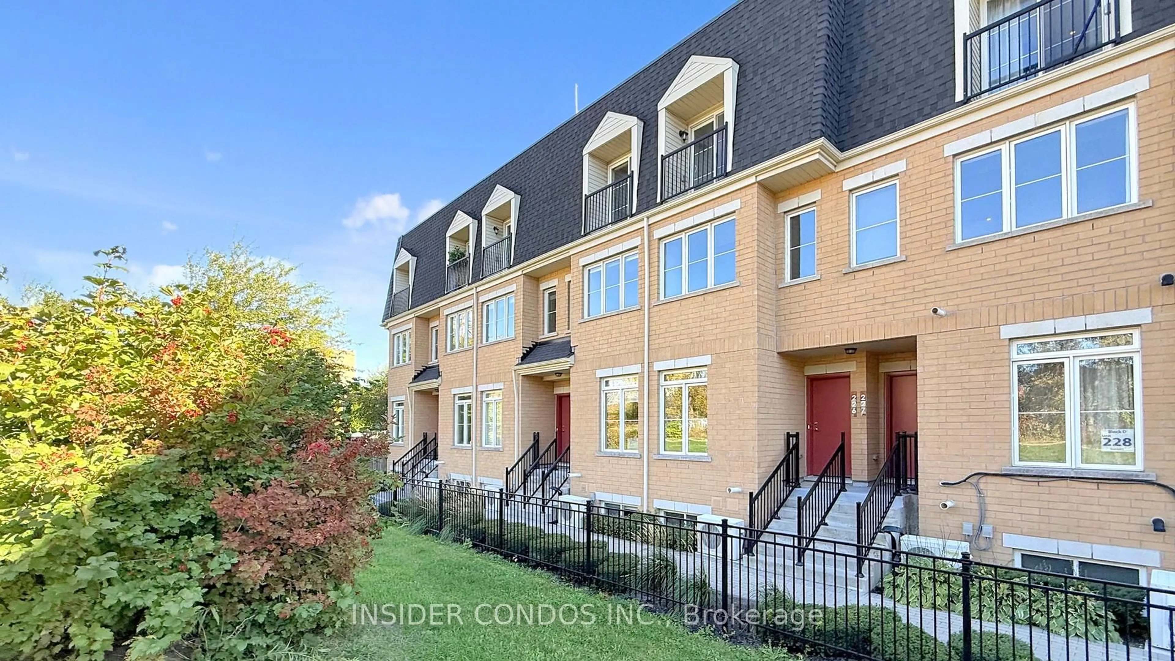 Home with brick exterior material, street for 380 Hopewell Ave #226, Toronto Ontario M6E 2S2
