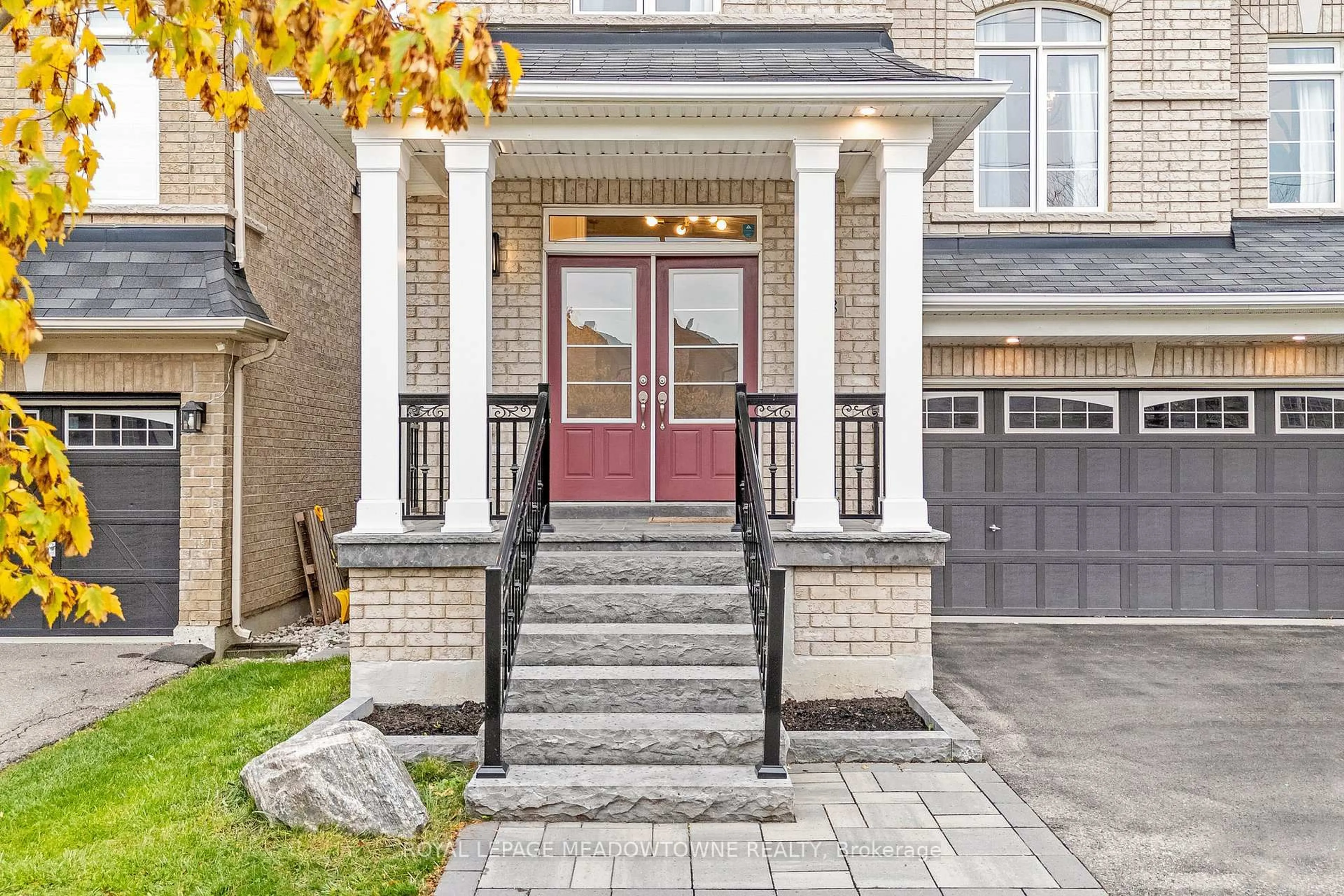 Home with brick exterior material, street for 418 Cedar Hedge Rd, Milton Ontario L9T 8T6