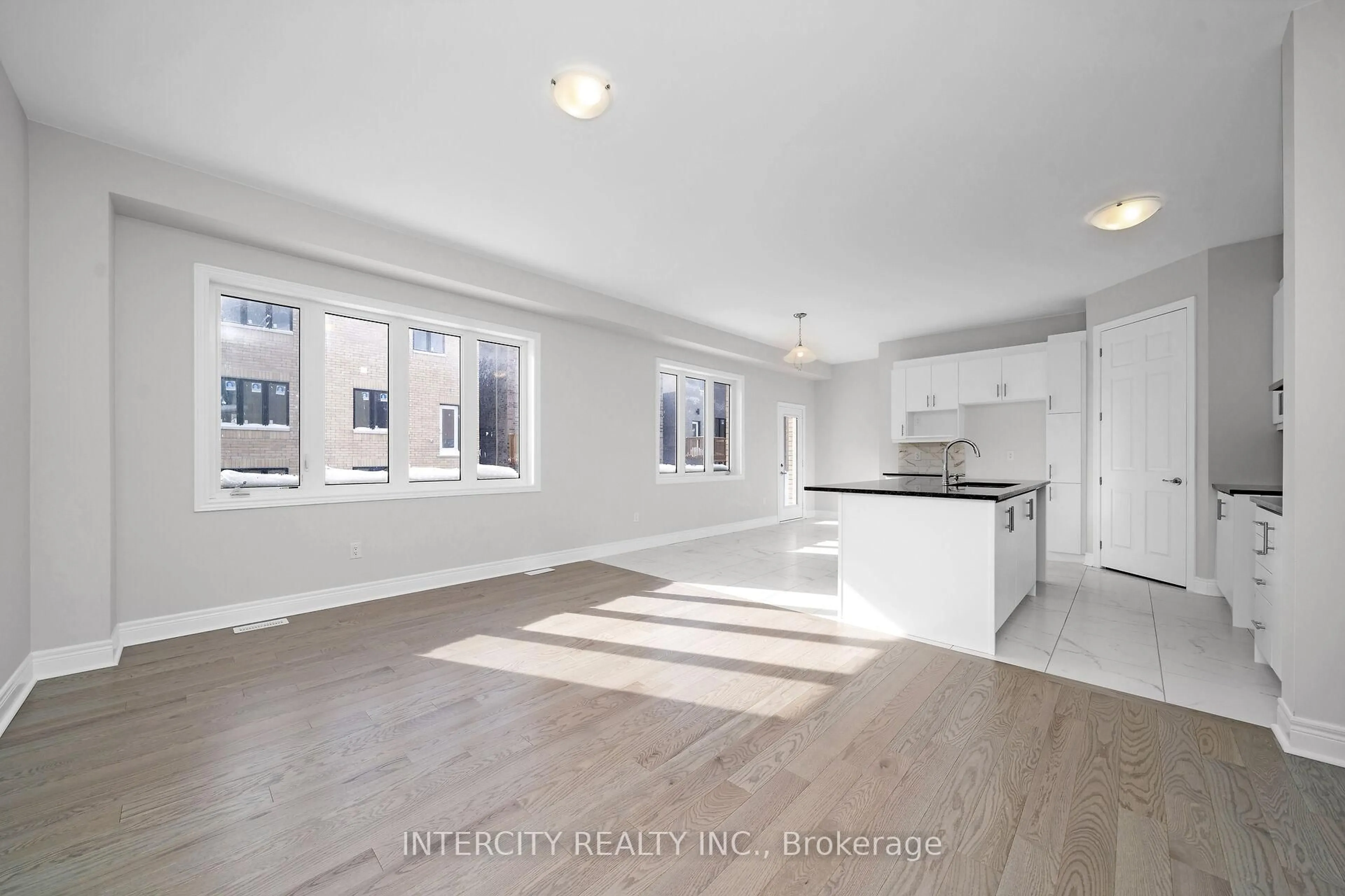 Open concept kitchen, unknown for 66 Claremont Dr, Brampton Ontario L6R 4G3