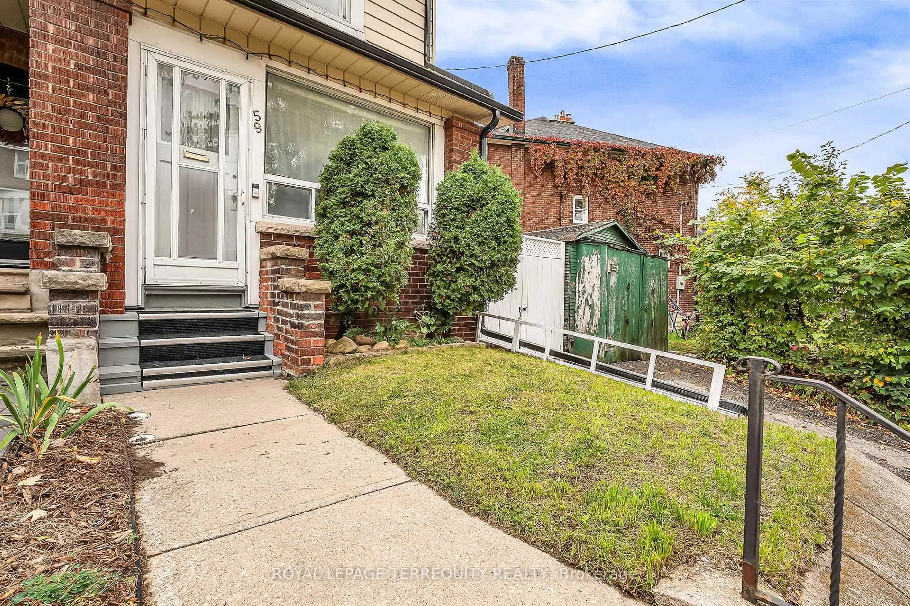 Unknown for 59 Abbott Ave, Toronto Ontario M6P 1H3