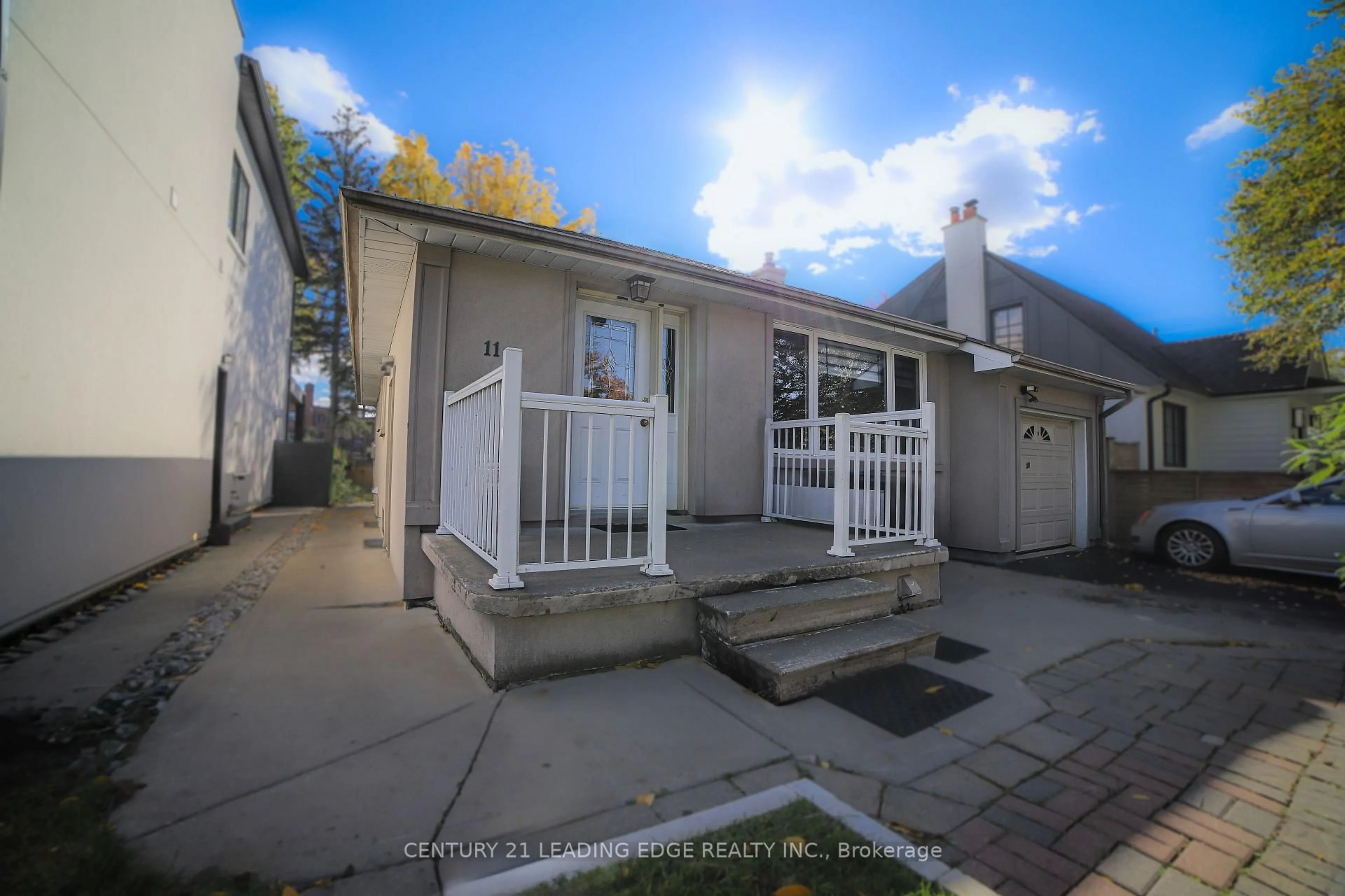 Unknown for 11 Chestnut Hills Cres, Toronto Ontario M9A 2W3