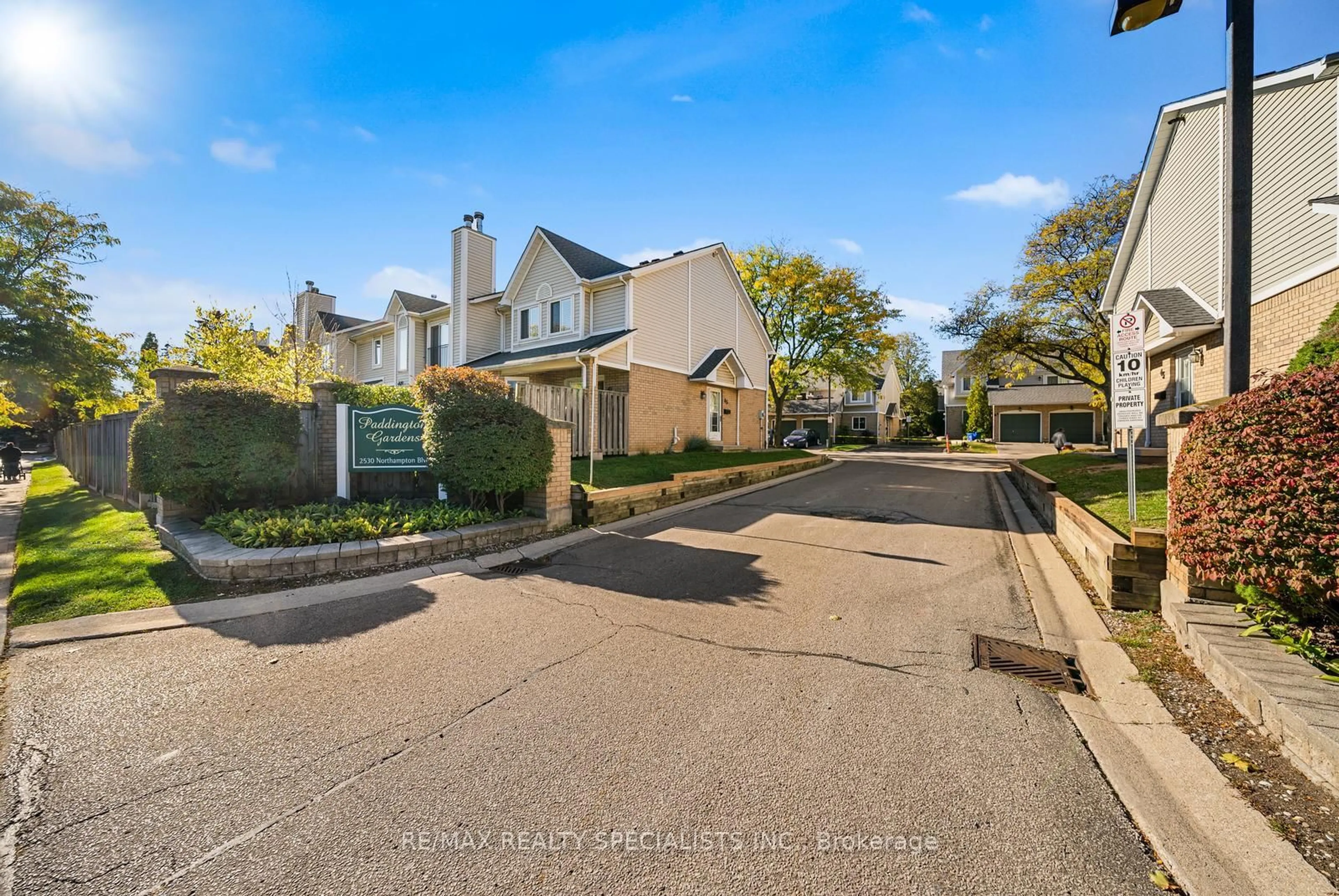 A pic from outside/outdoor area/front of a property/back of a property/a pic from drone, street for 2530 Northampton Blvd #50, Burlington Ontario L7M 4B4