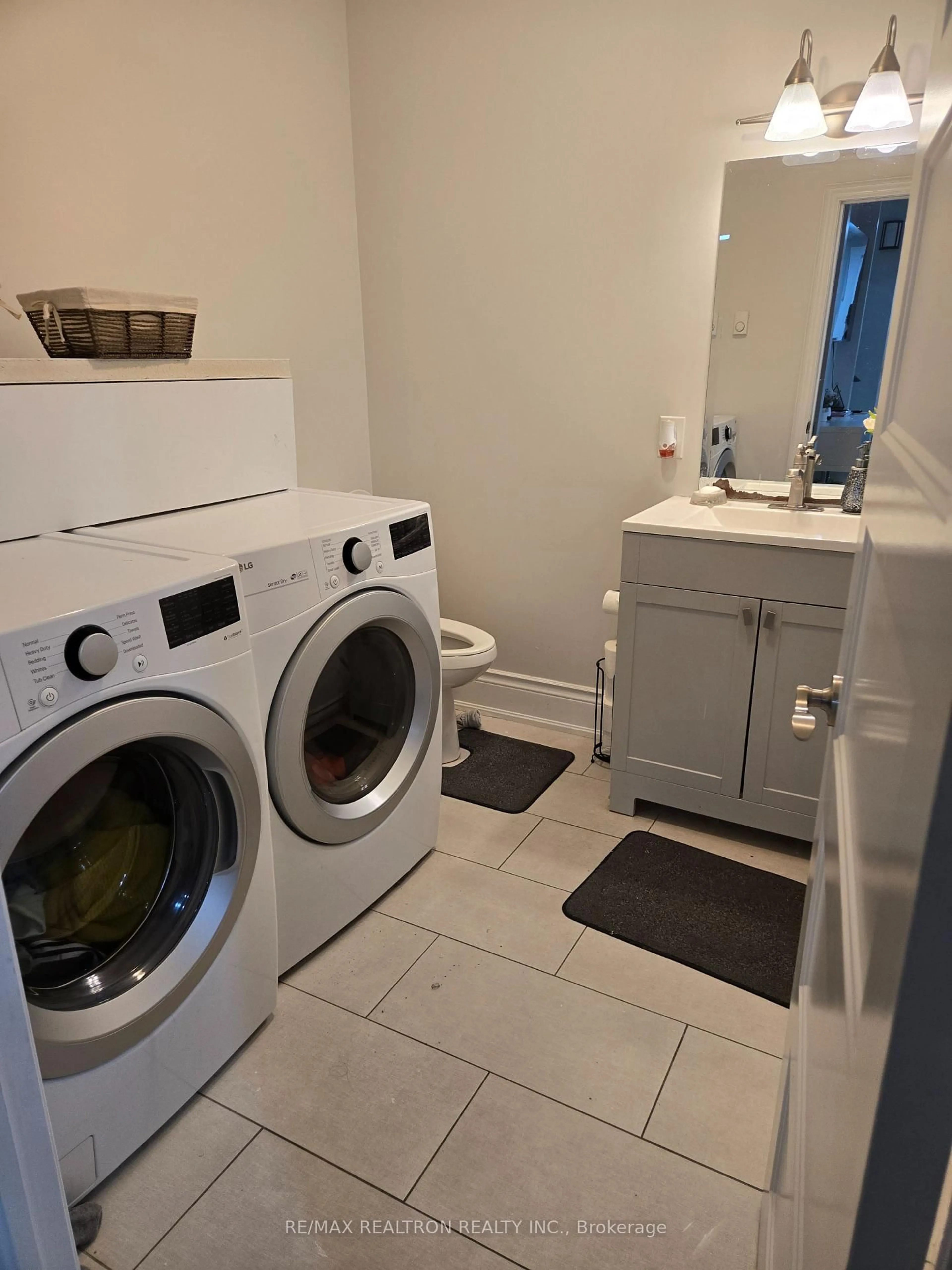 Laundry room for 36 Tandridge Cres #885, Toronto Ontario M9W 2P2