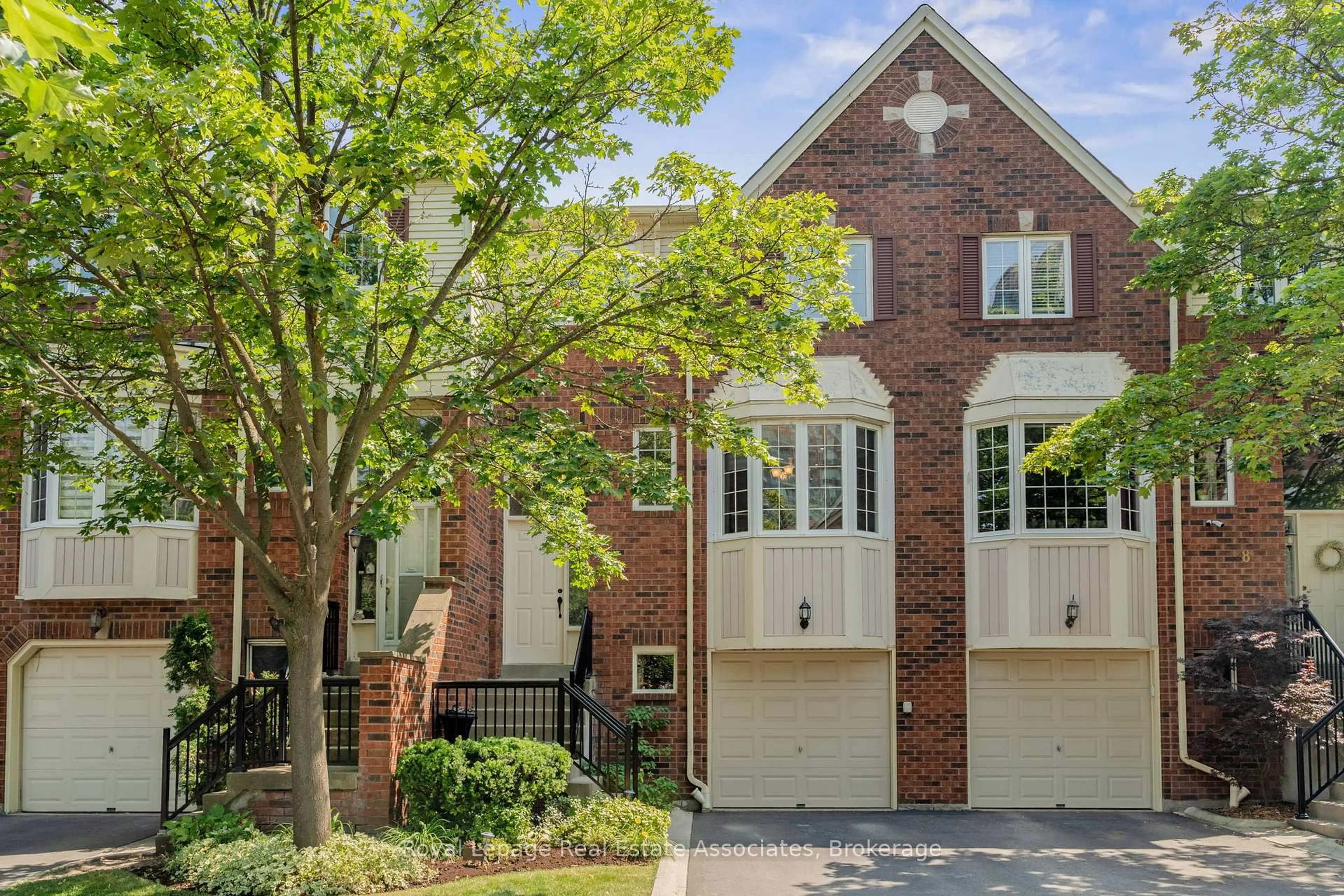 Home with brick exterior material, street for 4605 Donegal Dr #7, Mississauga Ontario L5M 4X7