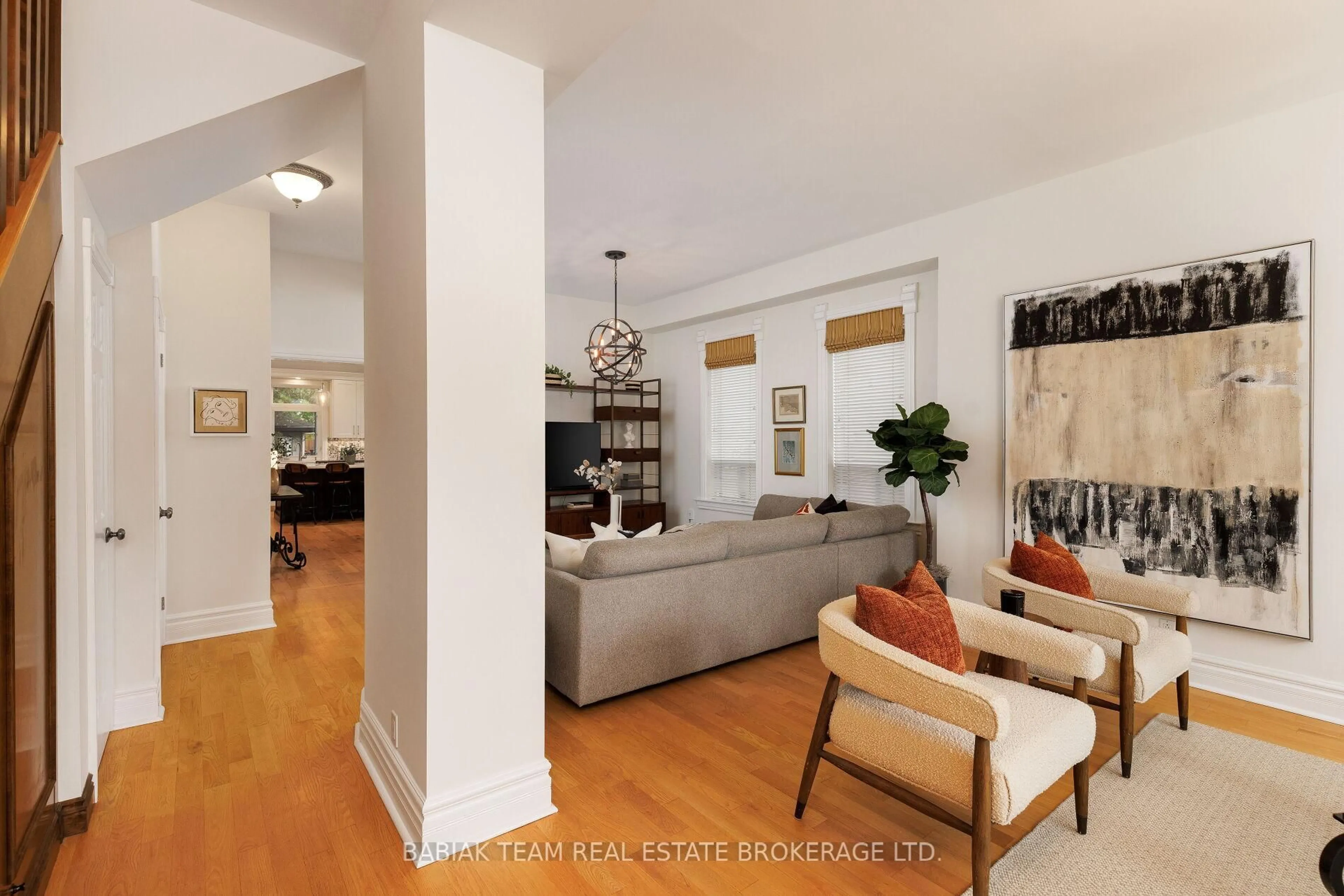 Living room with furniture, unknown for 171 St Johns Rd, Toronto Ontario M6P 1V2