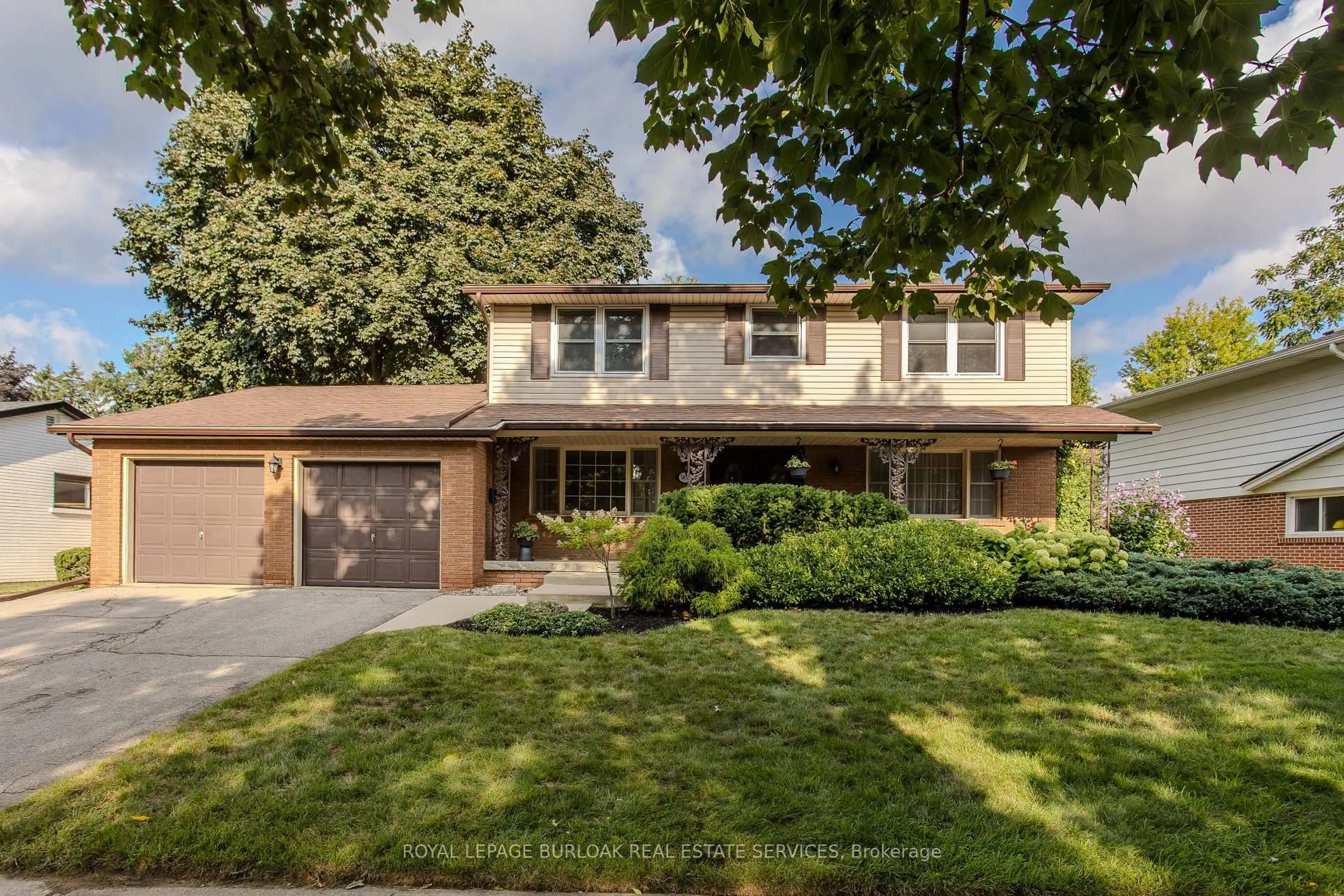 Home with brick exterior material, street for 3457 Spruce Ave, Burlington Ontario L7N 1K2